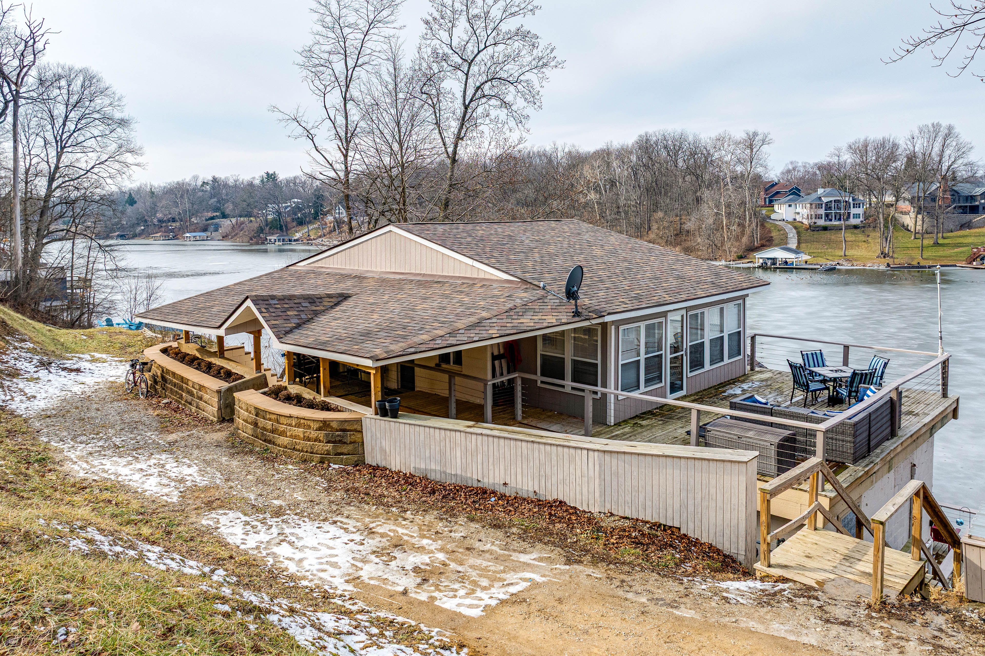 Property Exterior | Shared Driveway (1 Vehicle)