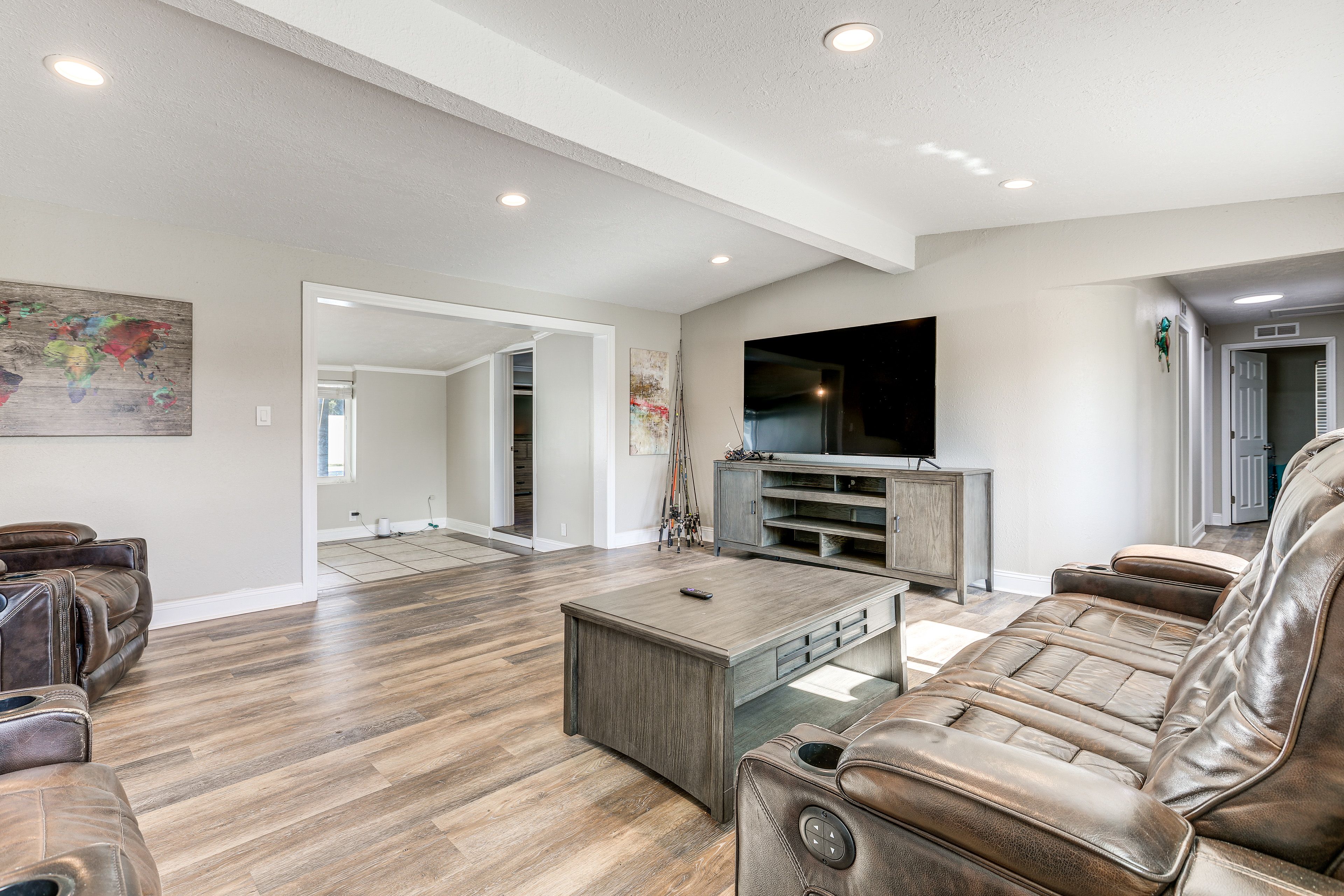 Property Interior | Central A/C & Heating | Free WiFi