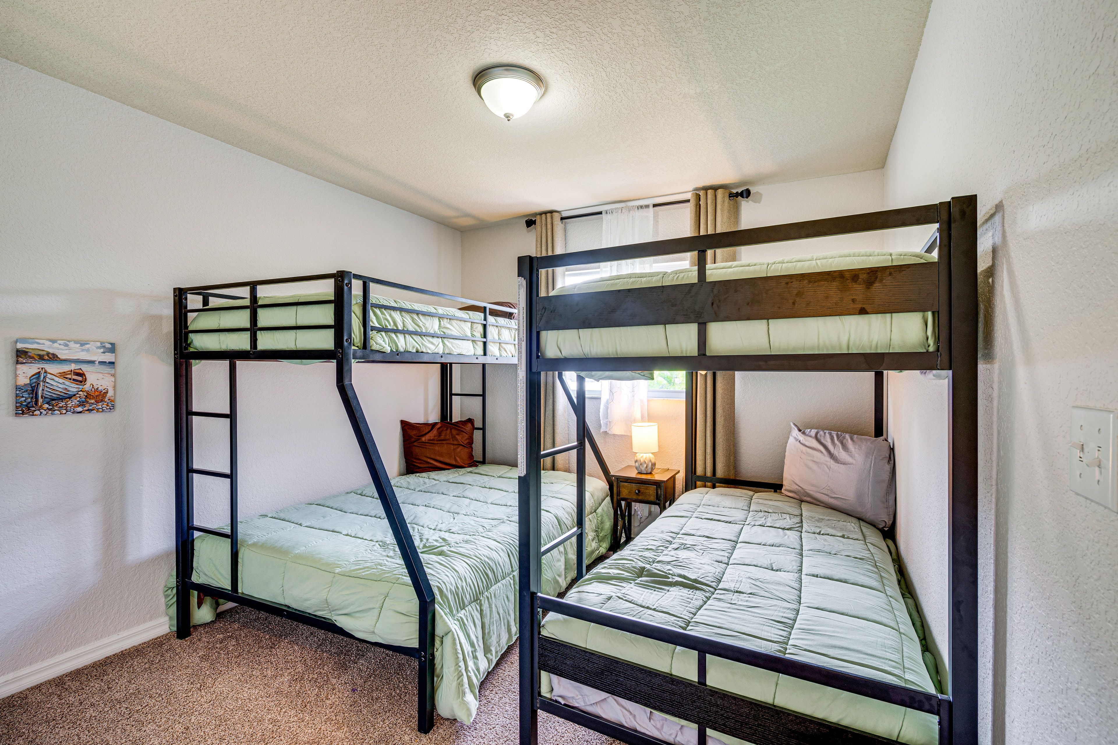 Bedroom 3 | Twin Bunk Bed | Twin/Full Bunk Bed