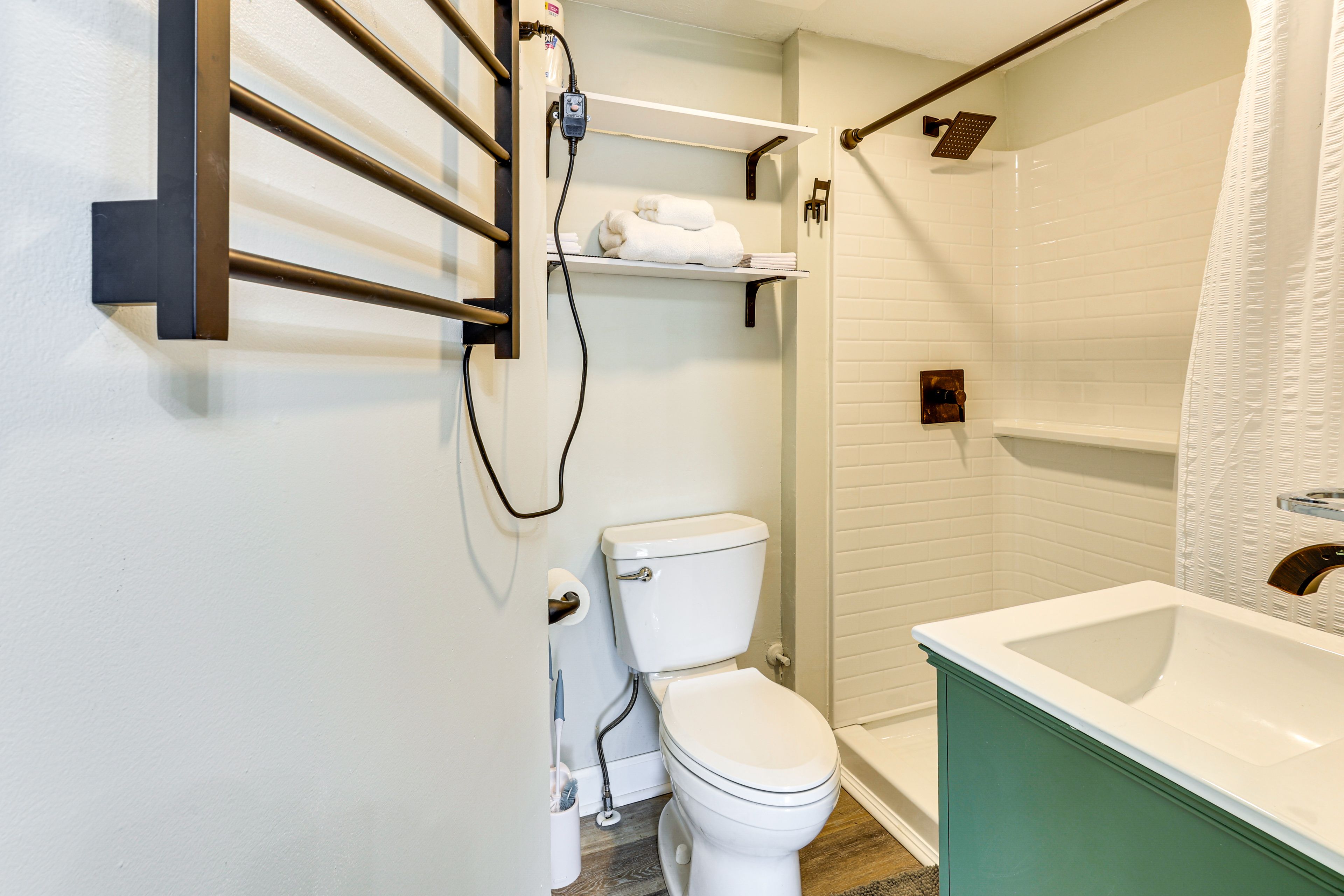 Bathroom | Towel Warmer