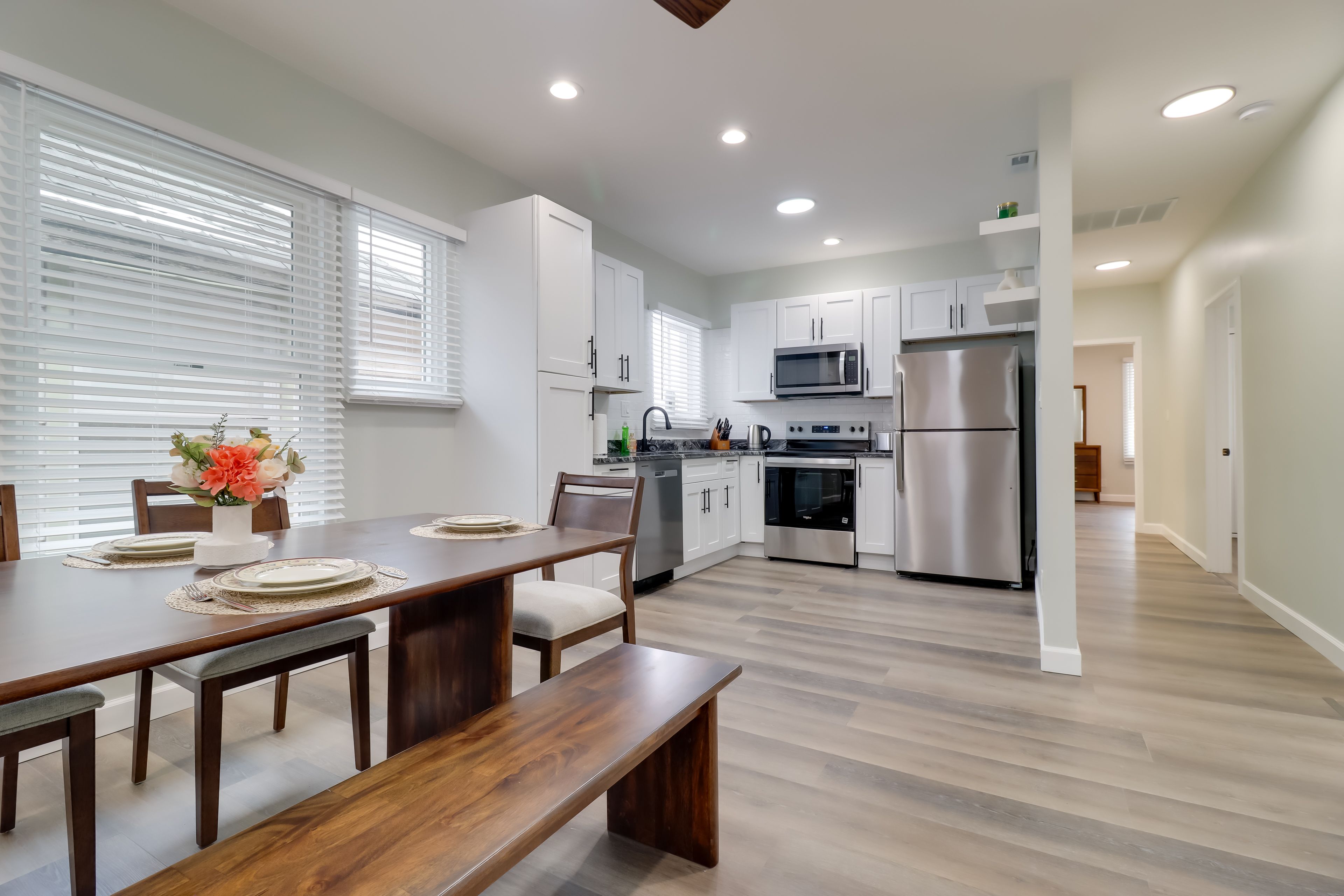 Kitchen | Main Level