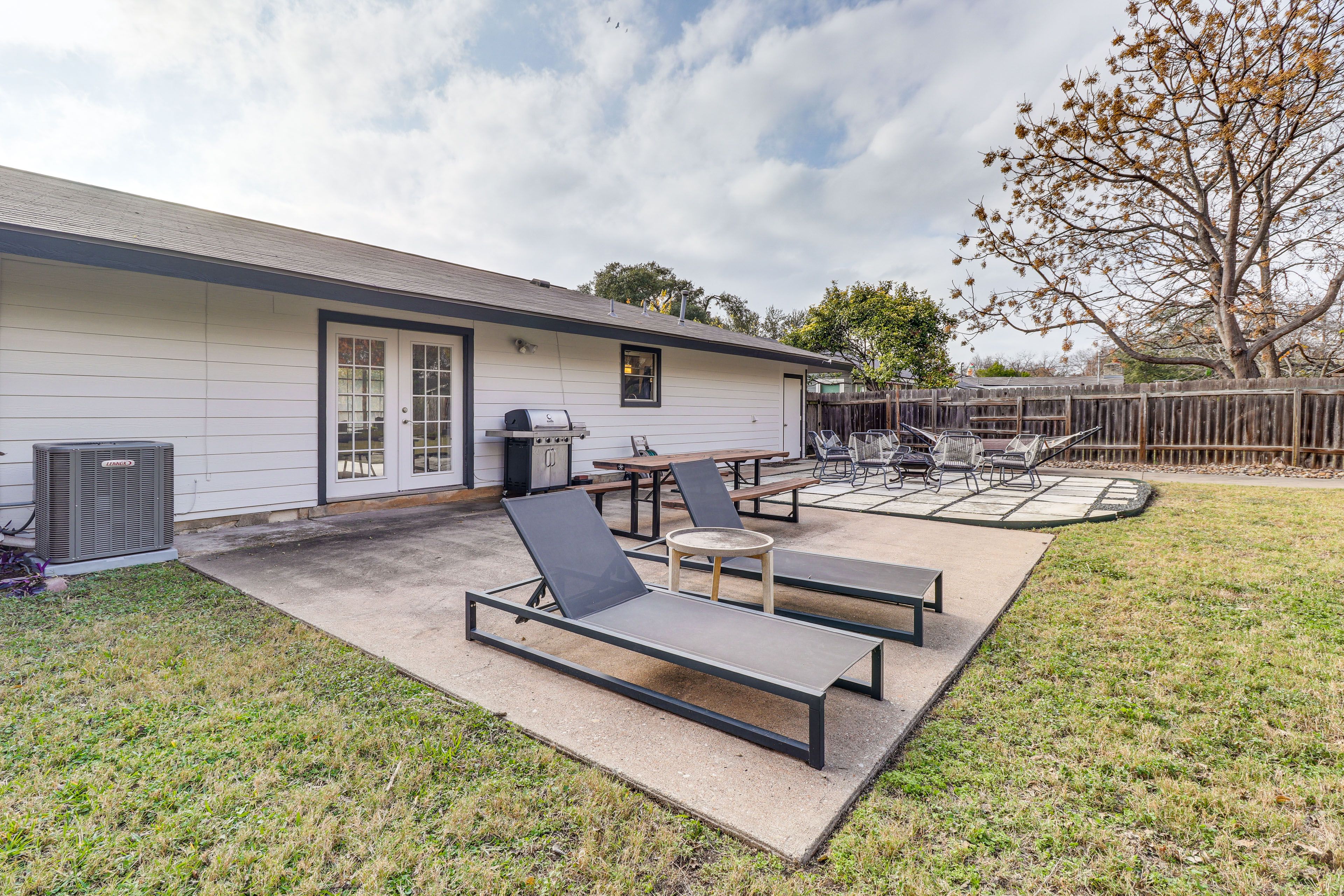 Private Yard | Lounging Chairs | Gas Grill