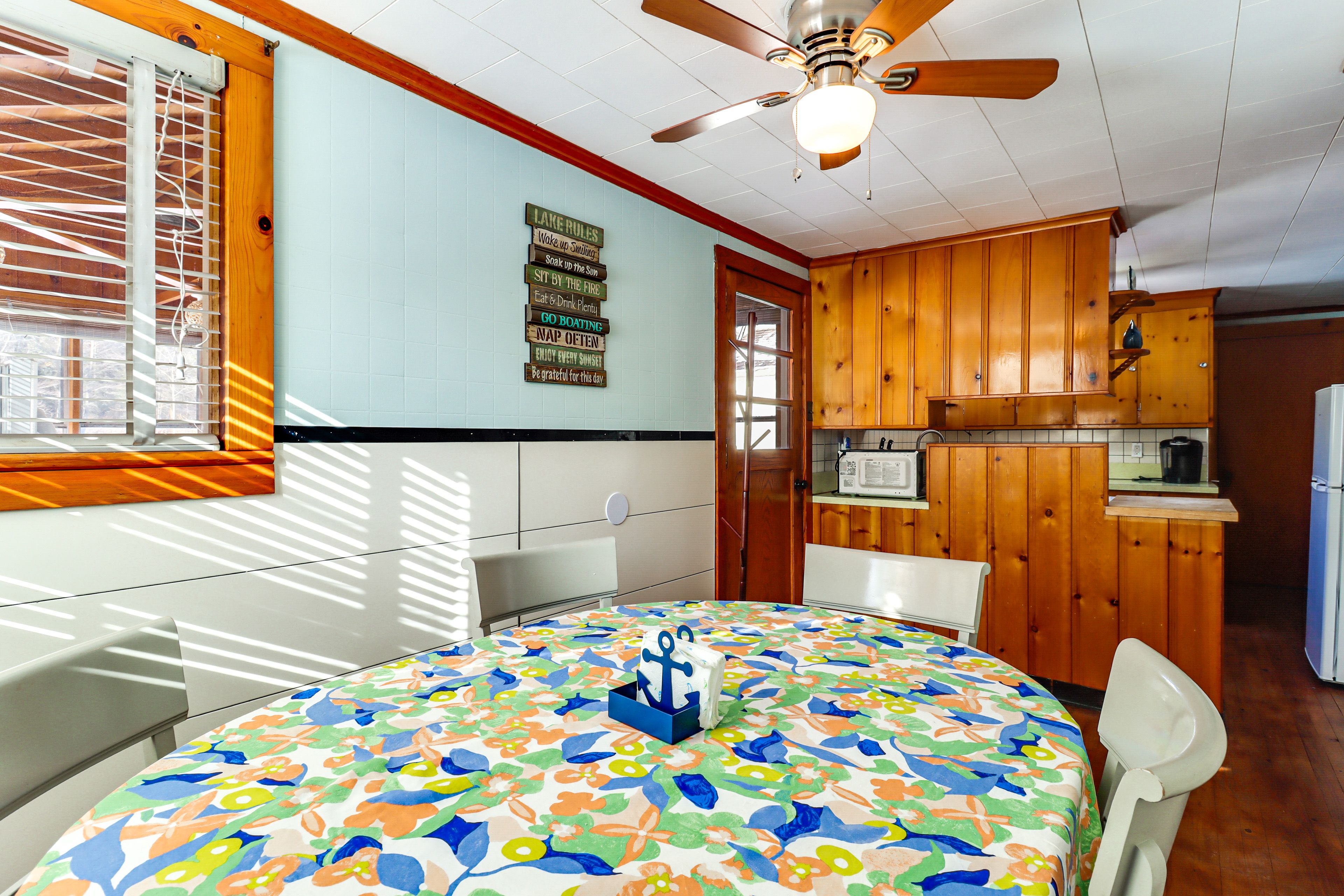 Dining Area | Dishes & Flatware Provided | 1st Floor