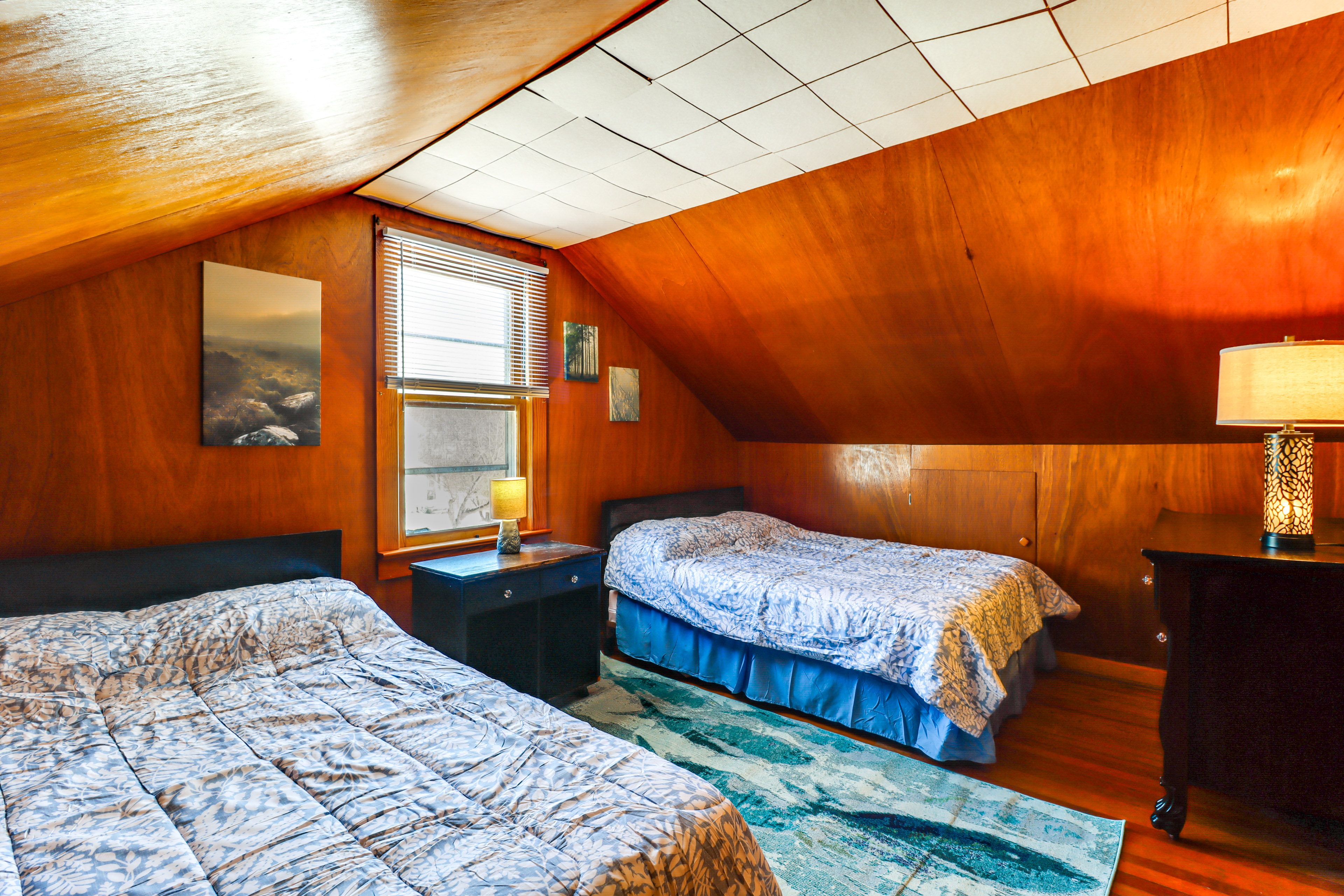 Bedroom 4 | 2 Full Beds | 2nd Floor