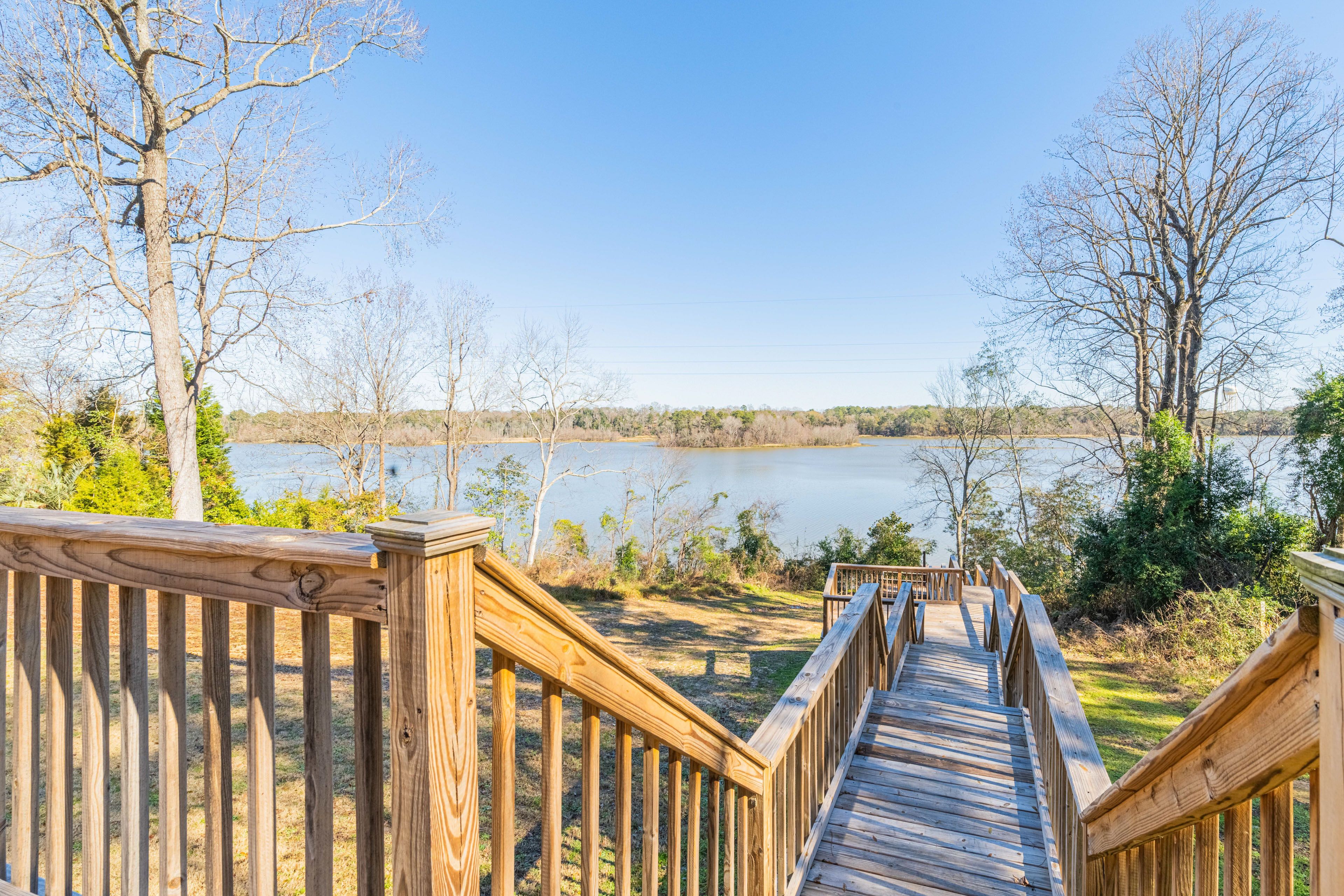 Lake Access | Exterior Staircase