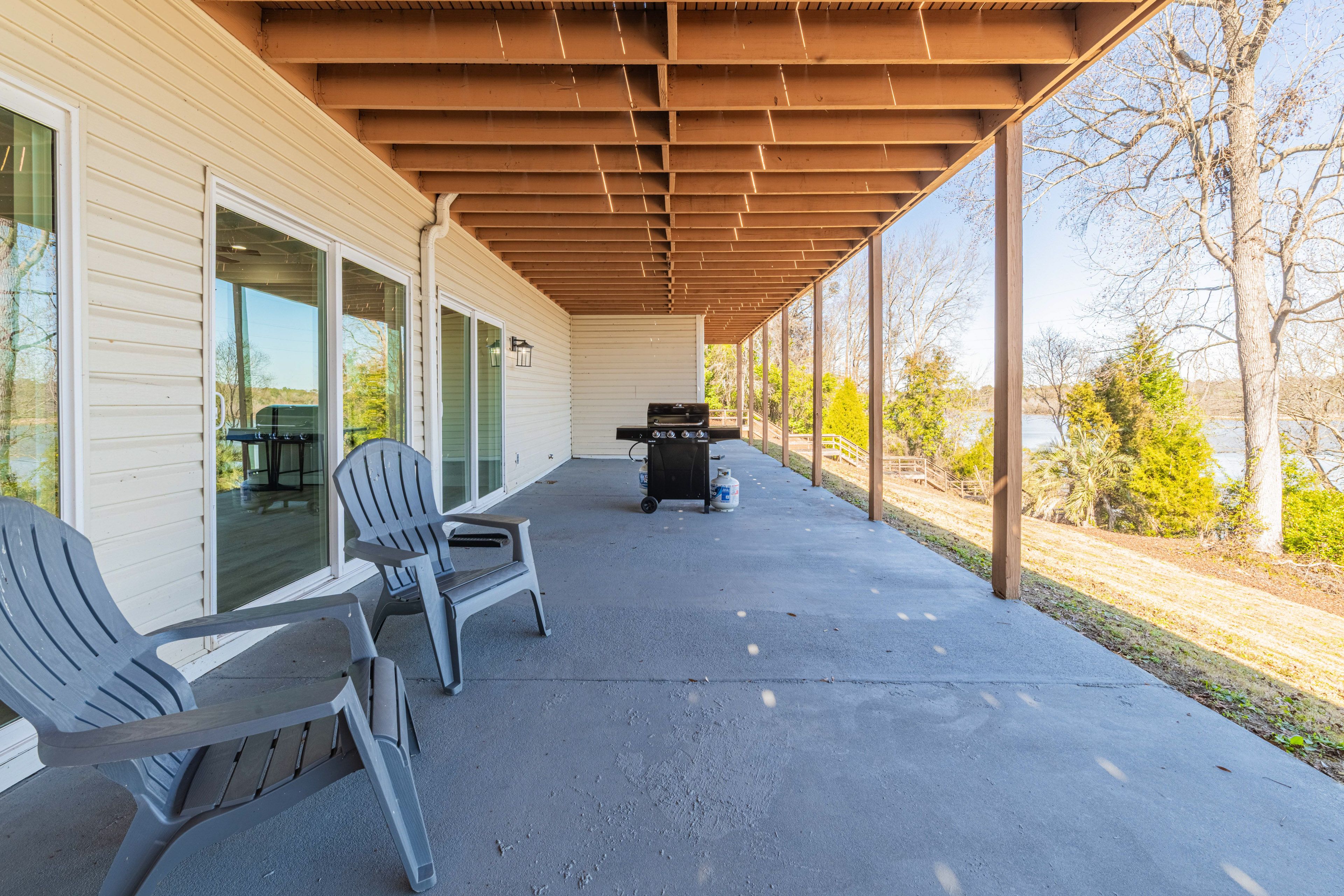 Lower Patio | Gas Grill