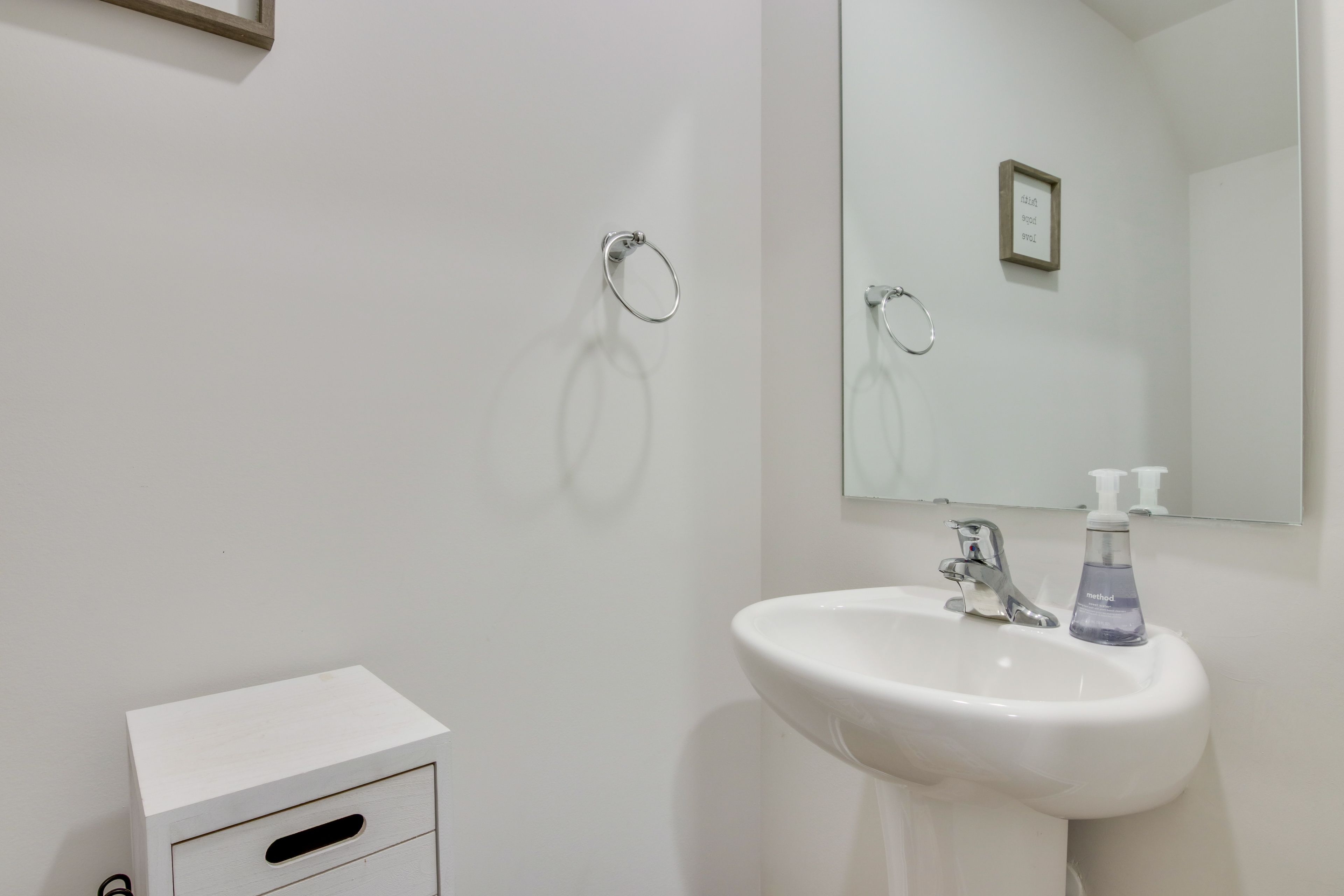 Half Bathroom | 1st Floor