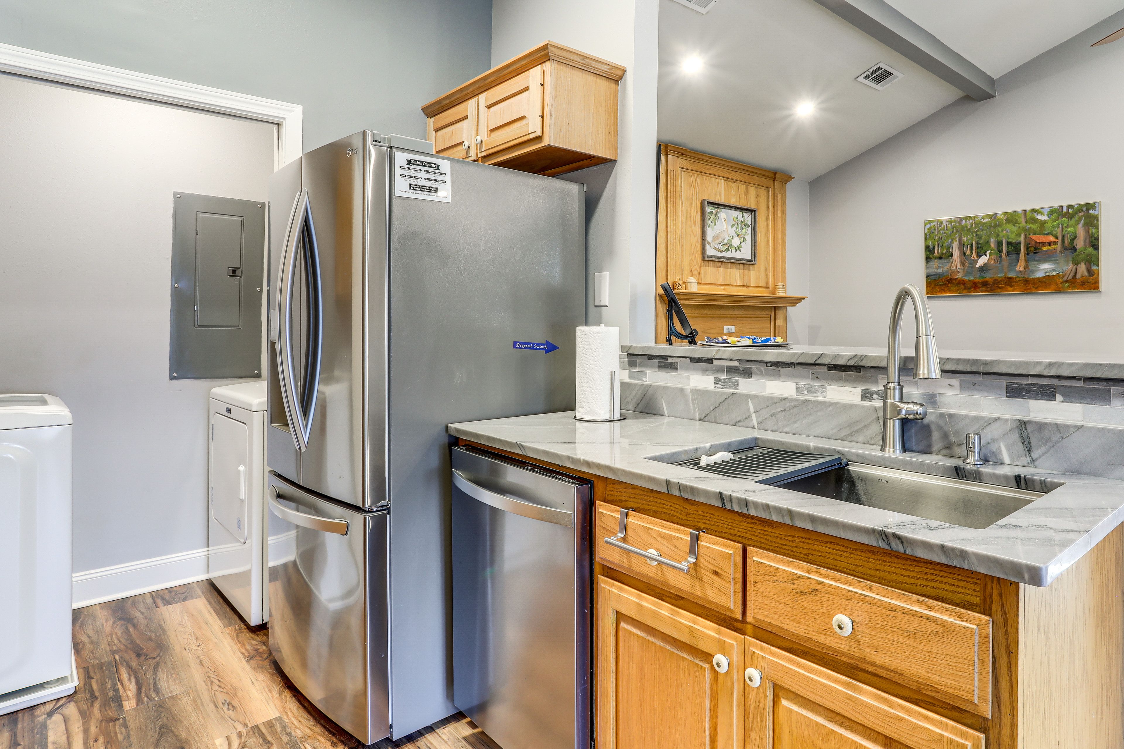 Kitchen | Washer/Dryer | Dishwasher