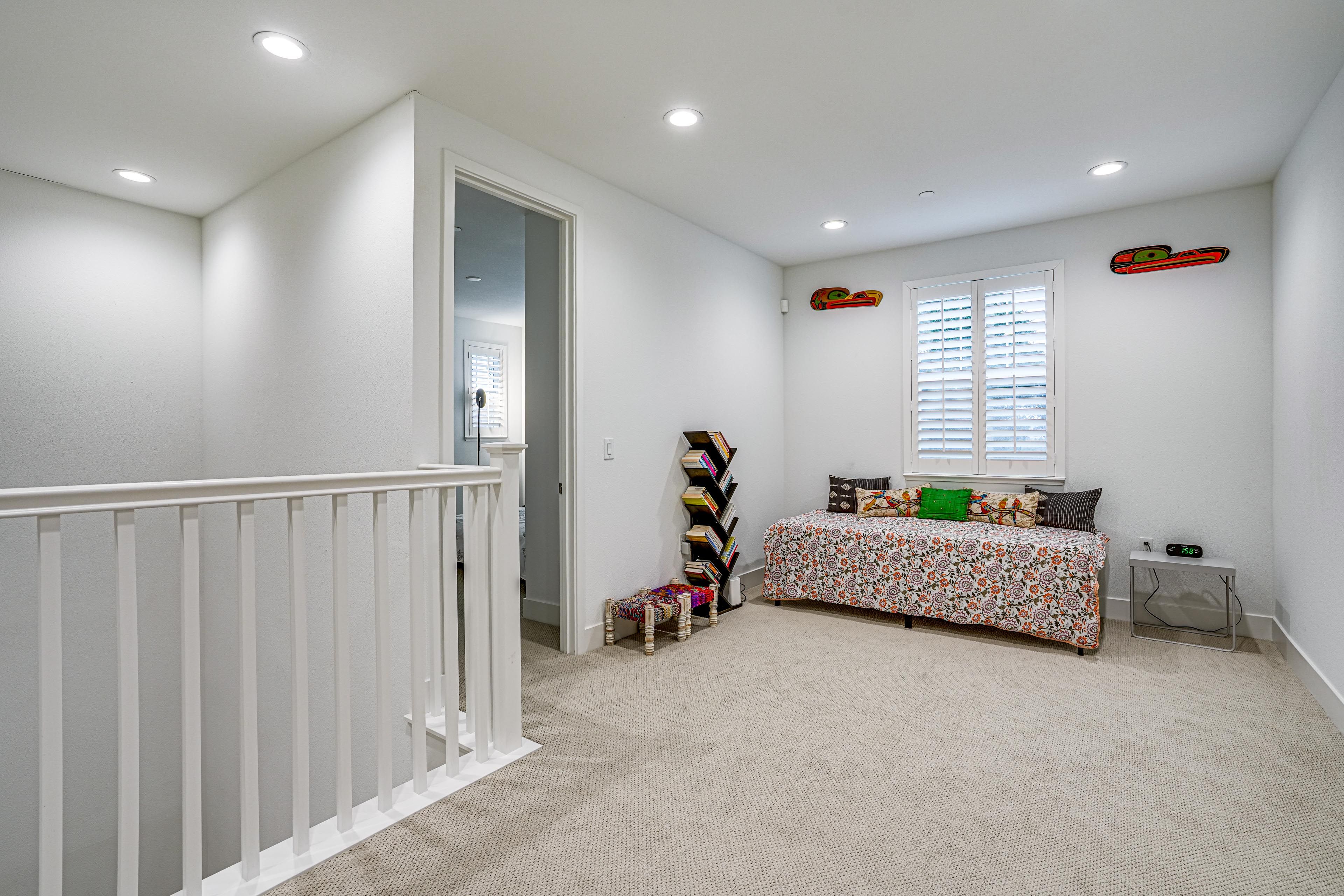 Loft | 2nd Floor | Full Daybed