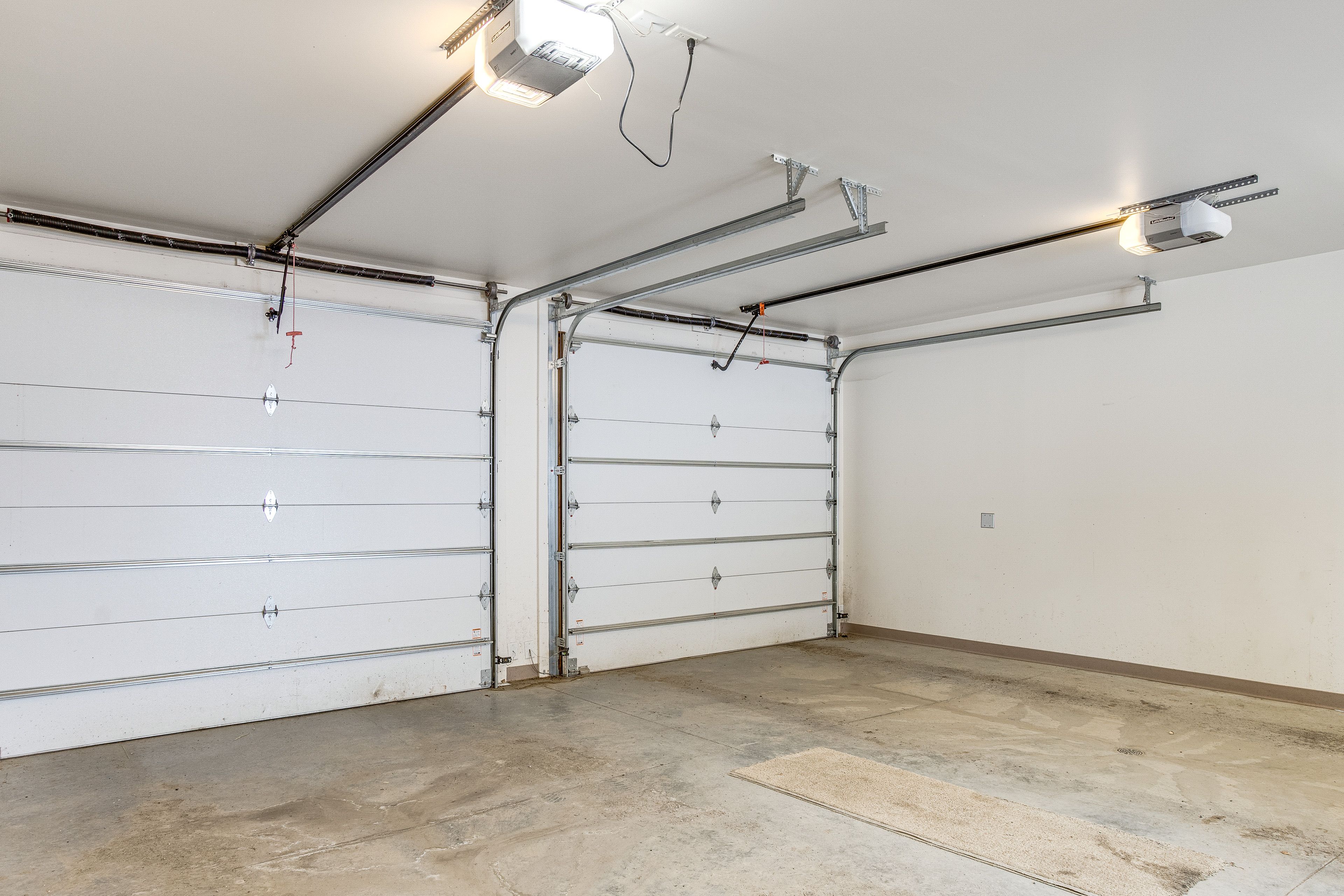 Parking | Heated Garage (2 Vehicles) | Driveway (2 Vehicles)