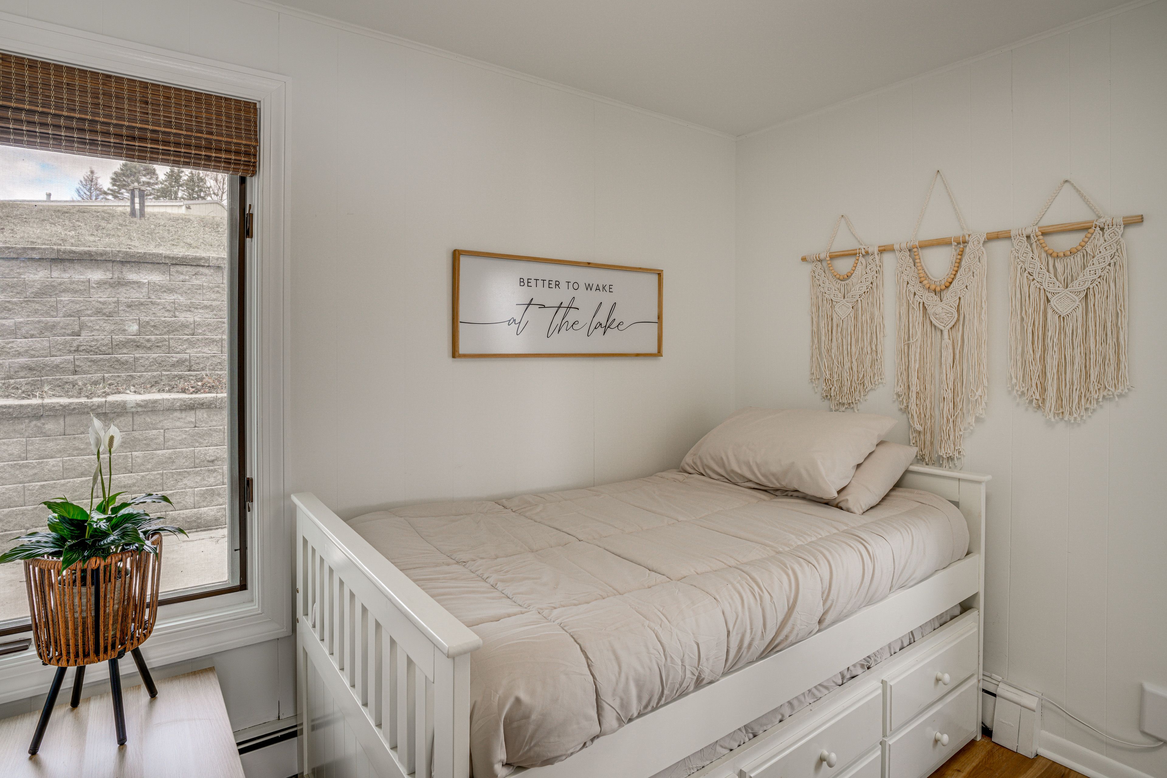 Bedroom 1 | Twin Bed w/ Twin Trundle | Main Floor