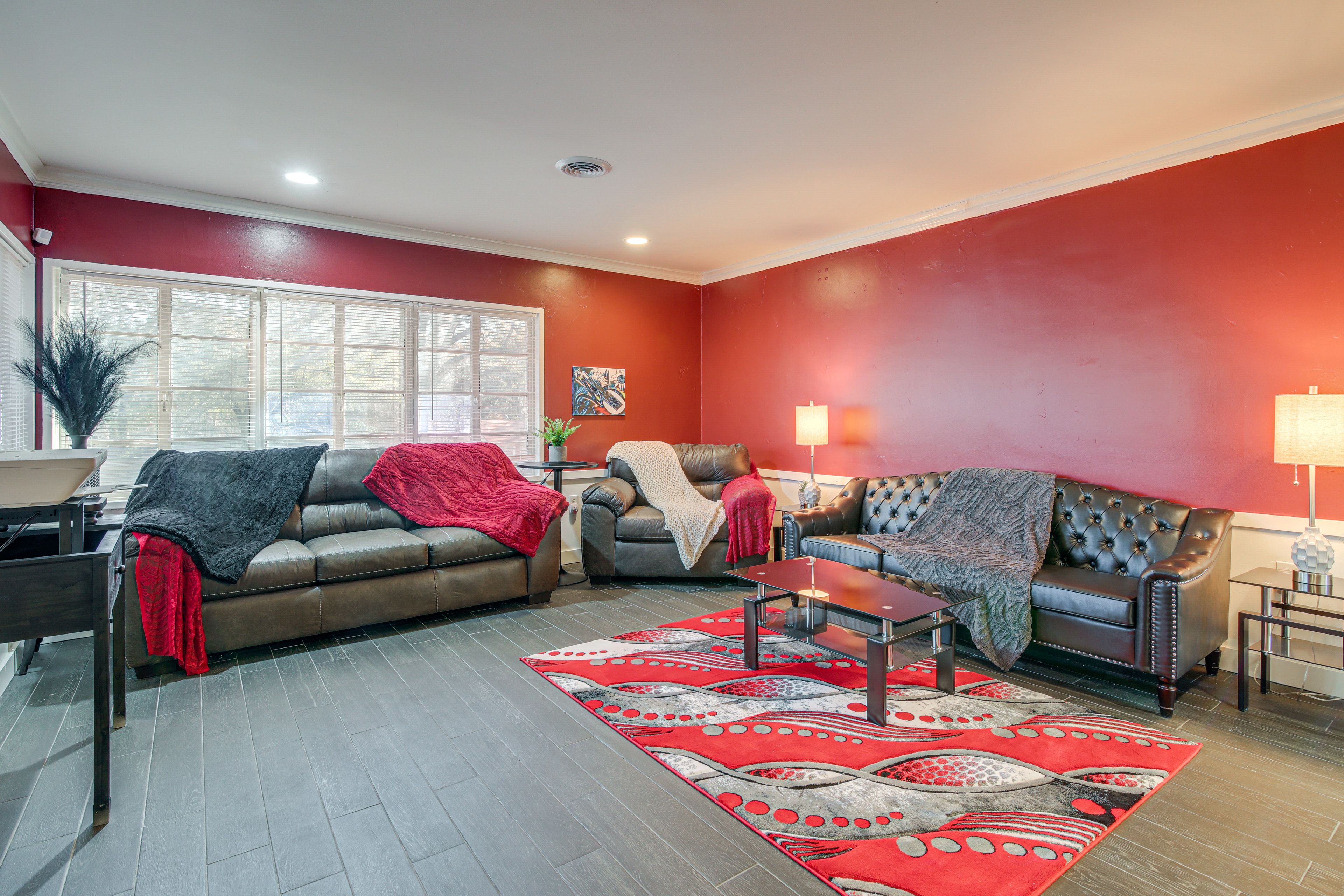 Family Room | Smart TV