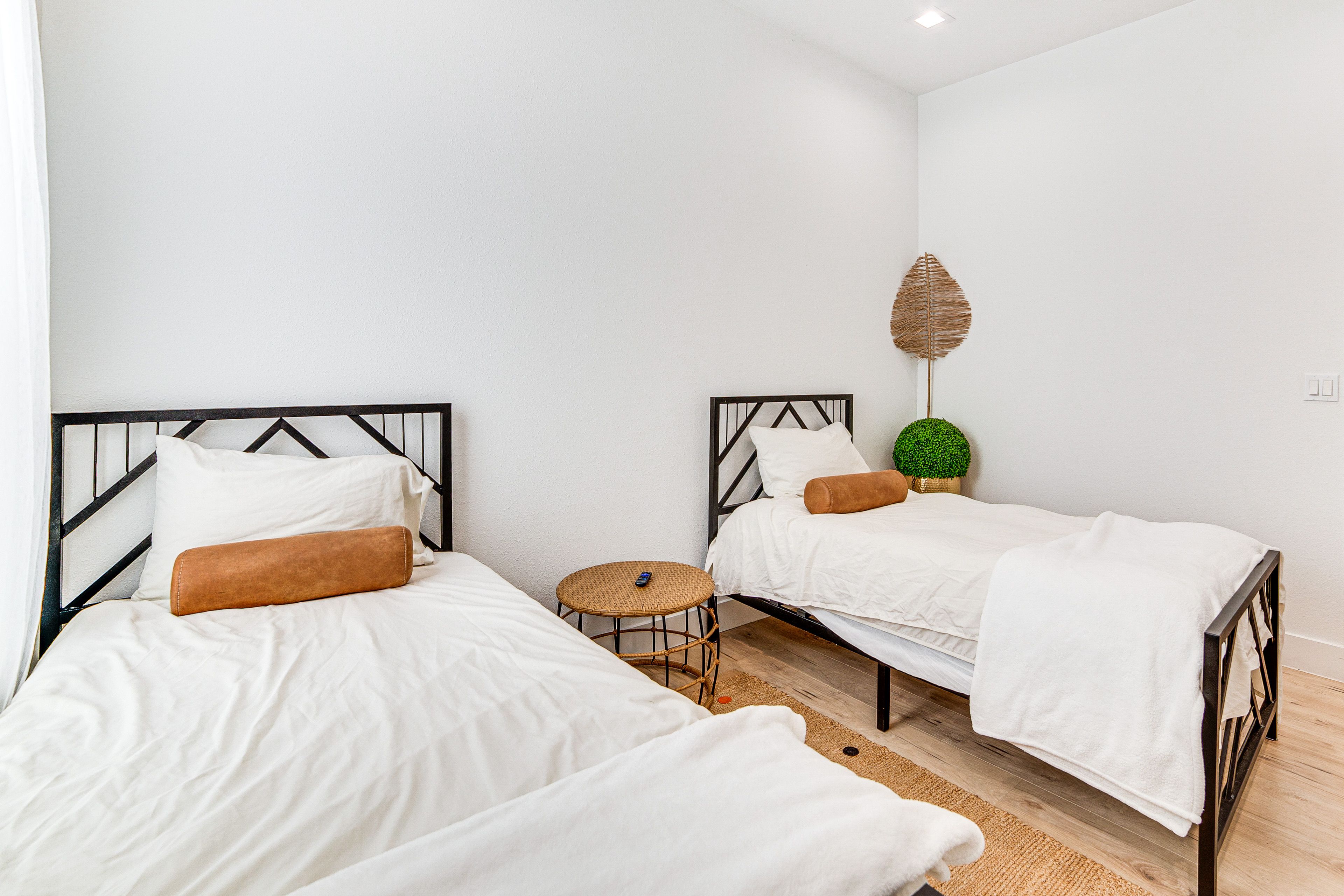 Bedroom 3 | 2 Twin Beds