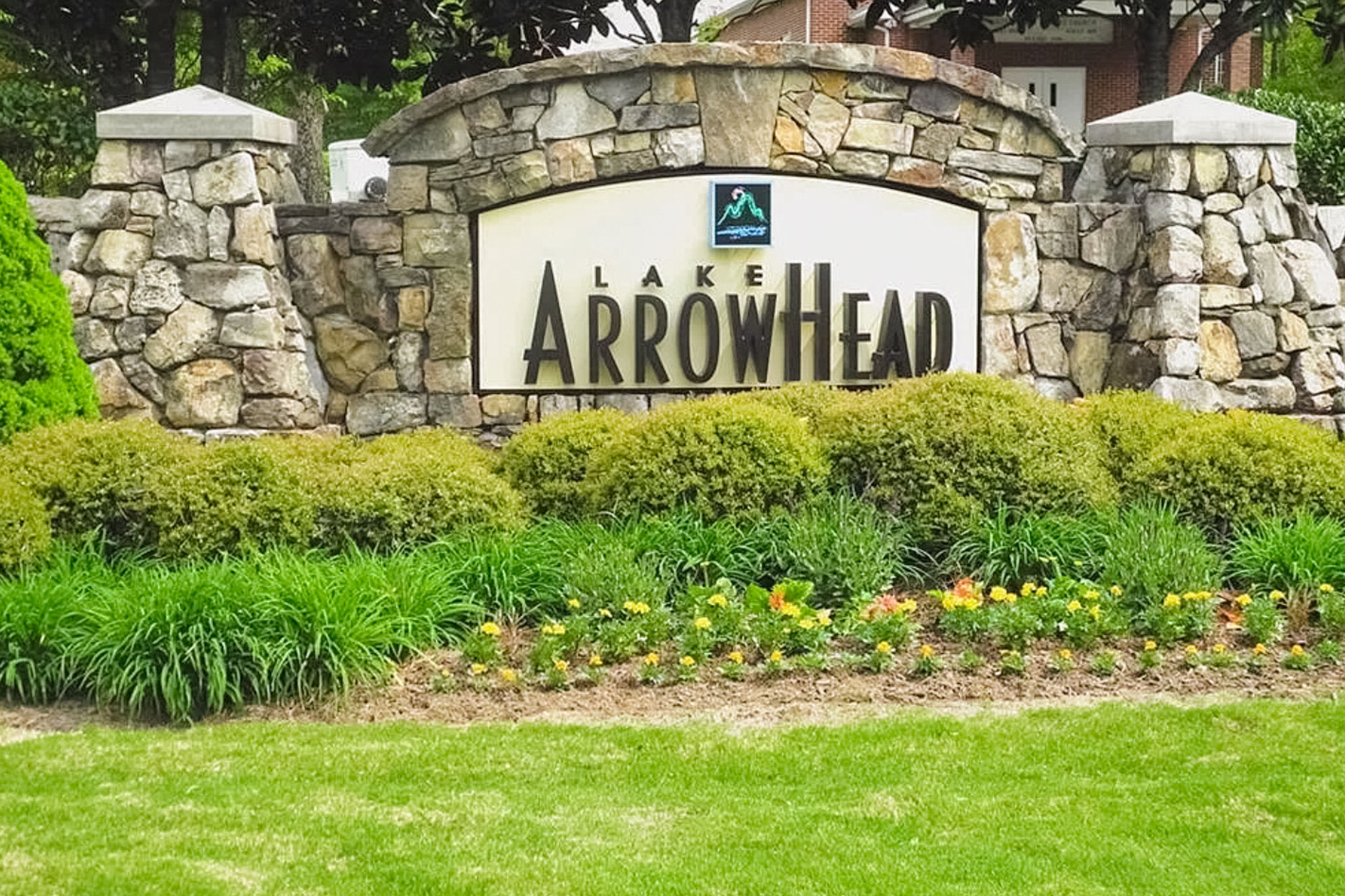 Located in the Lake Arrowhead Community