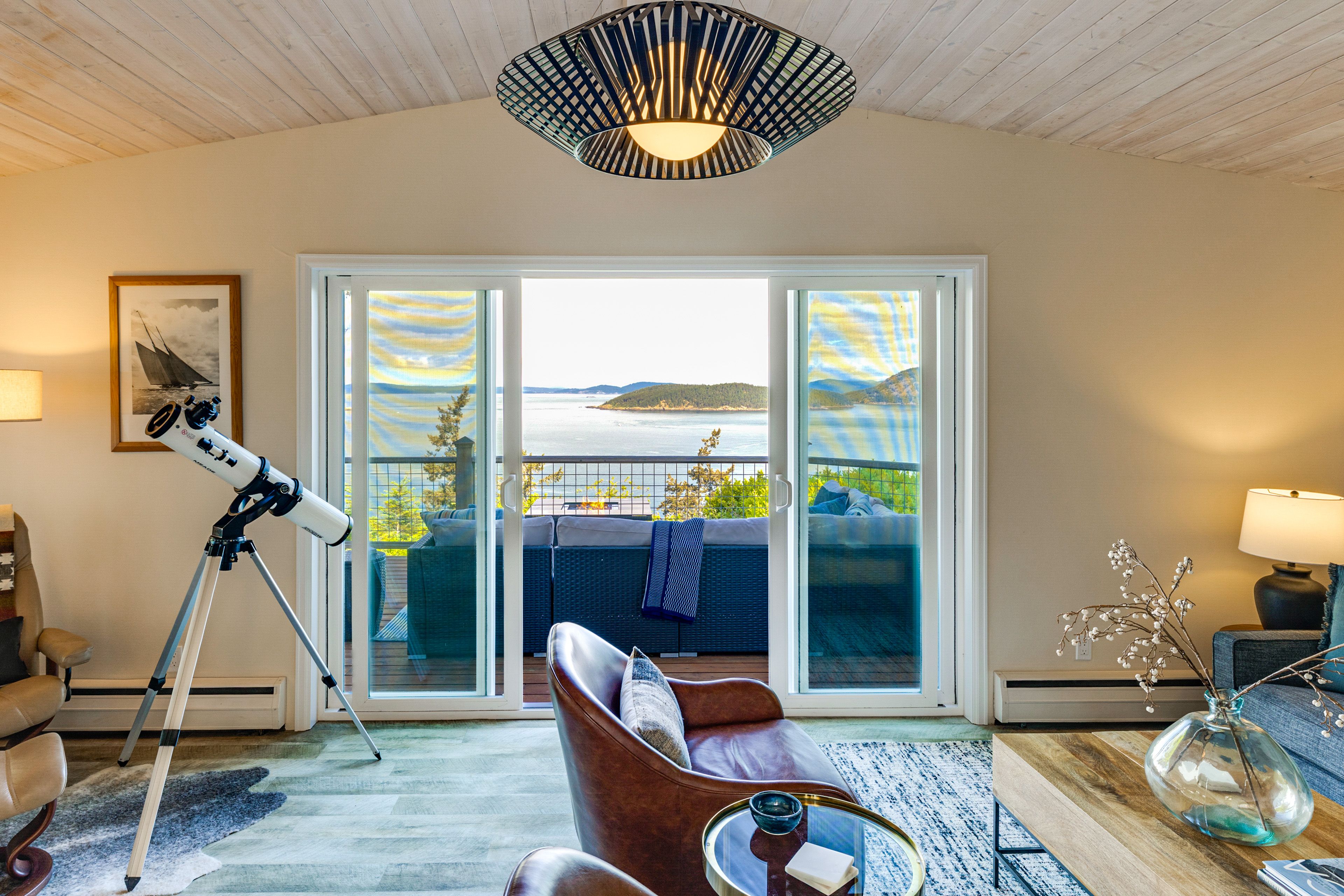 Interior | Open Floor Plan | Stunning Views