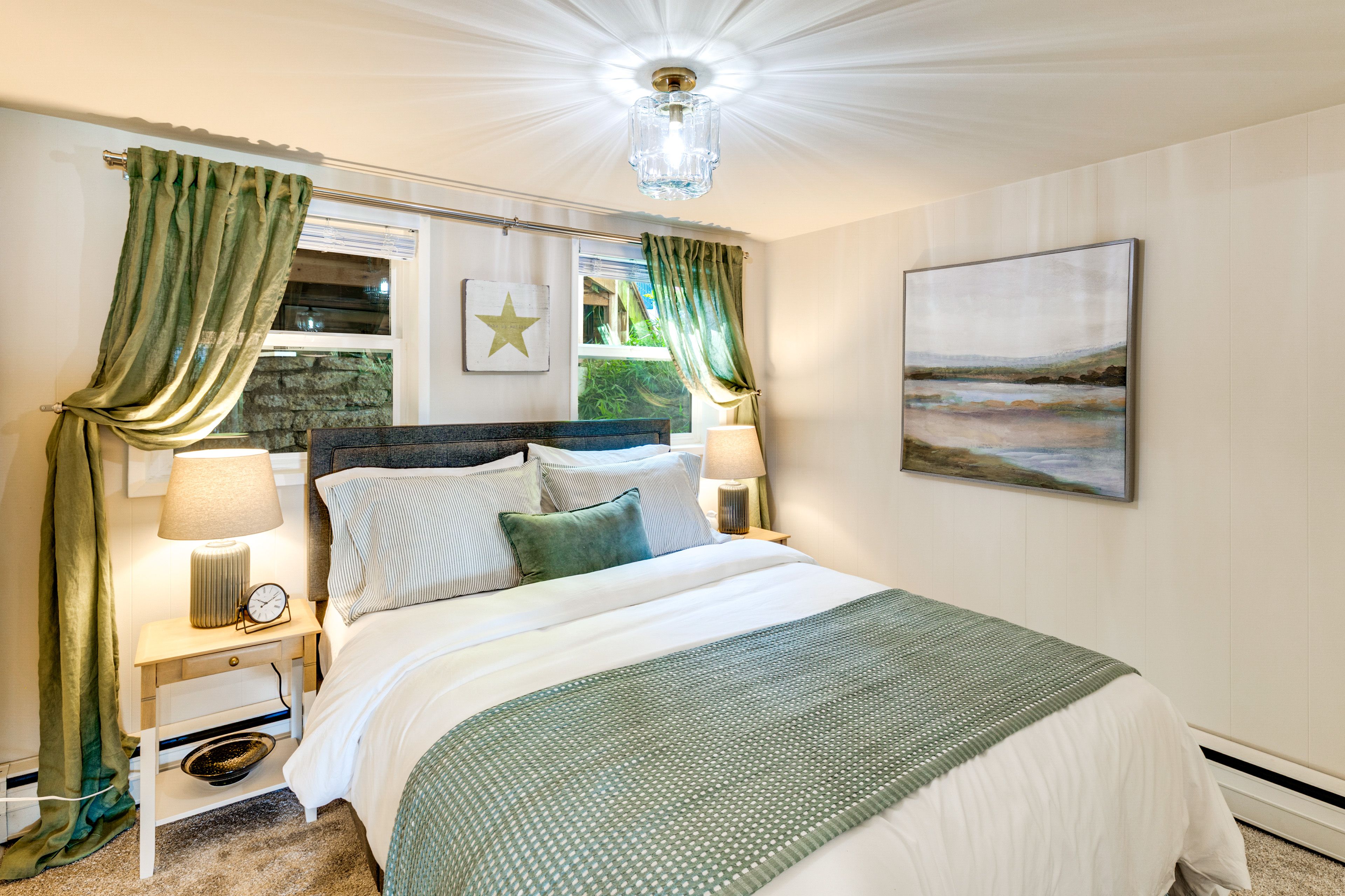 Bedroom 2 | Queen Bed | Lower Level