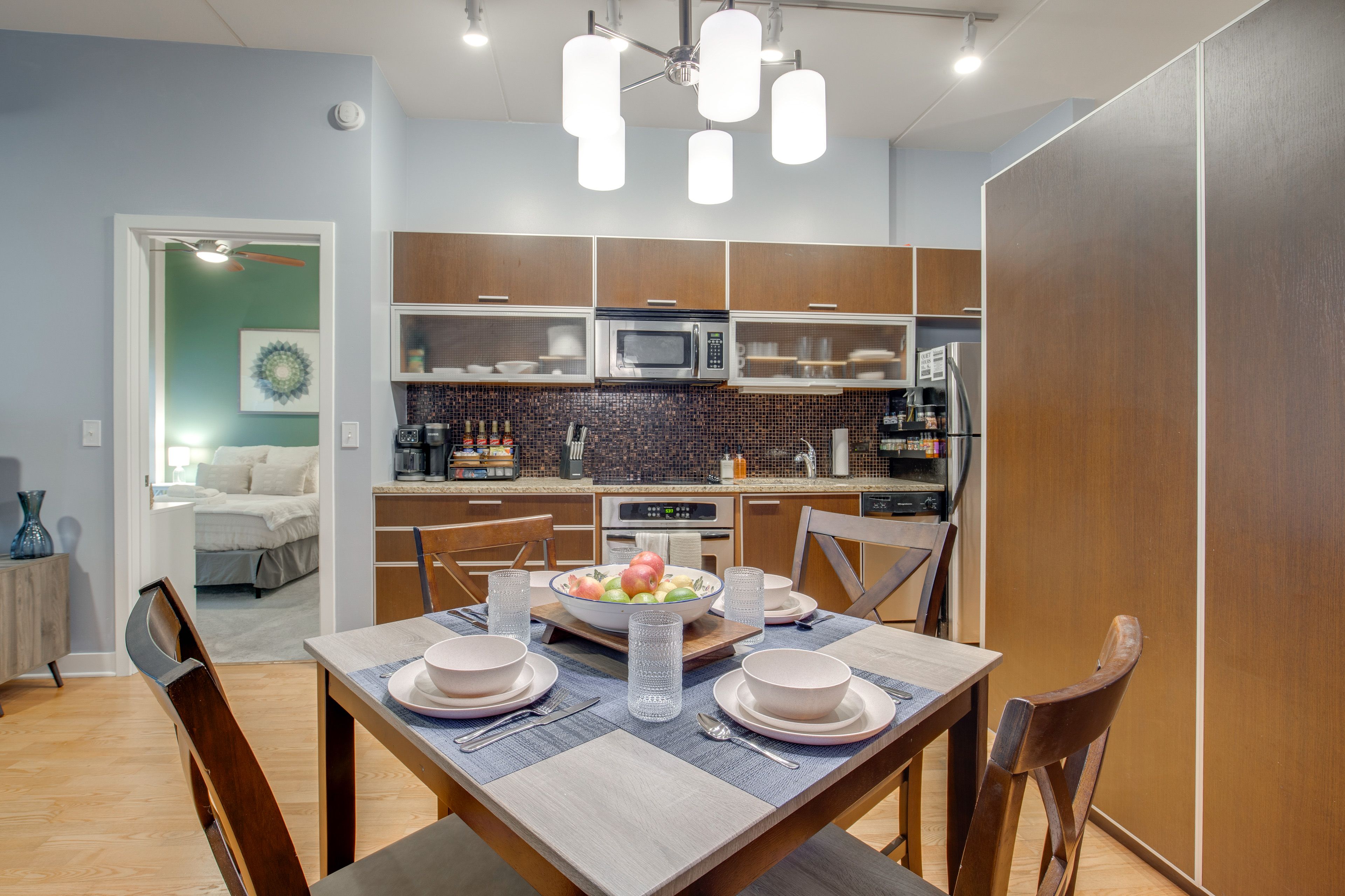 Dining Area | Dishware & Flatware Provided