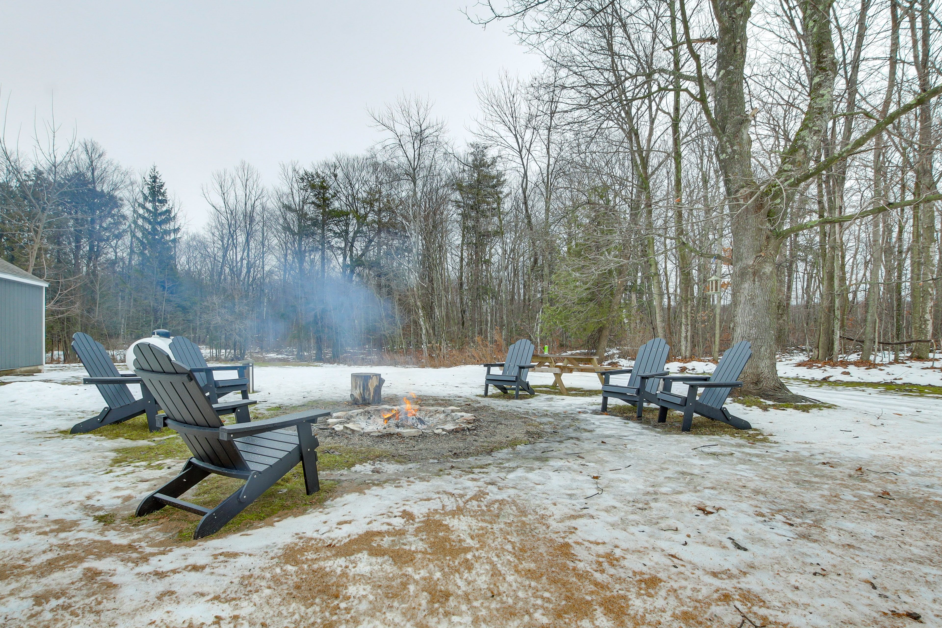 Fire Pit | Outdoor Seating