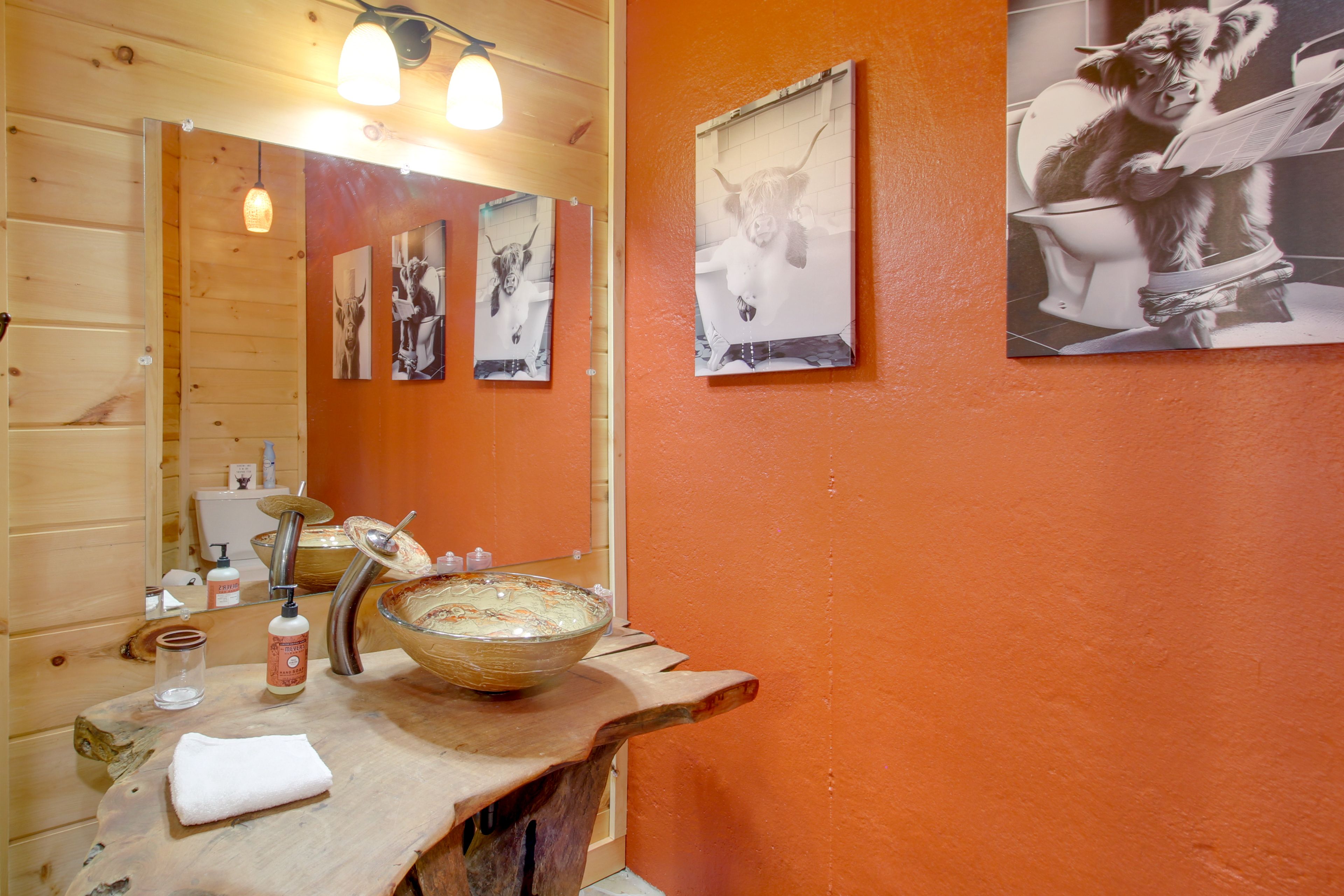 Full Bathroom | Basement