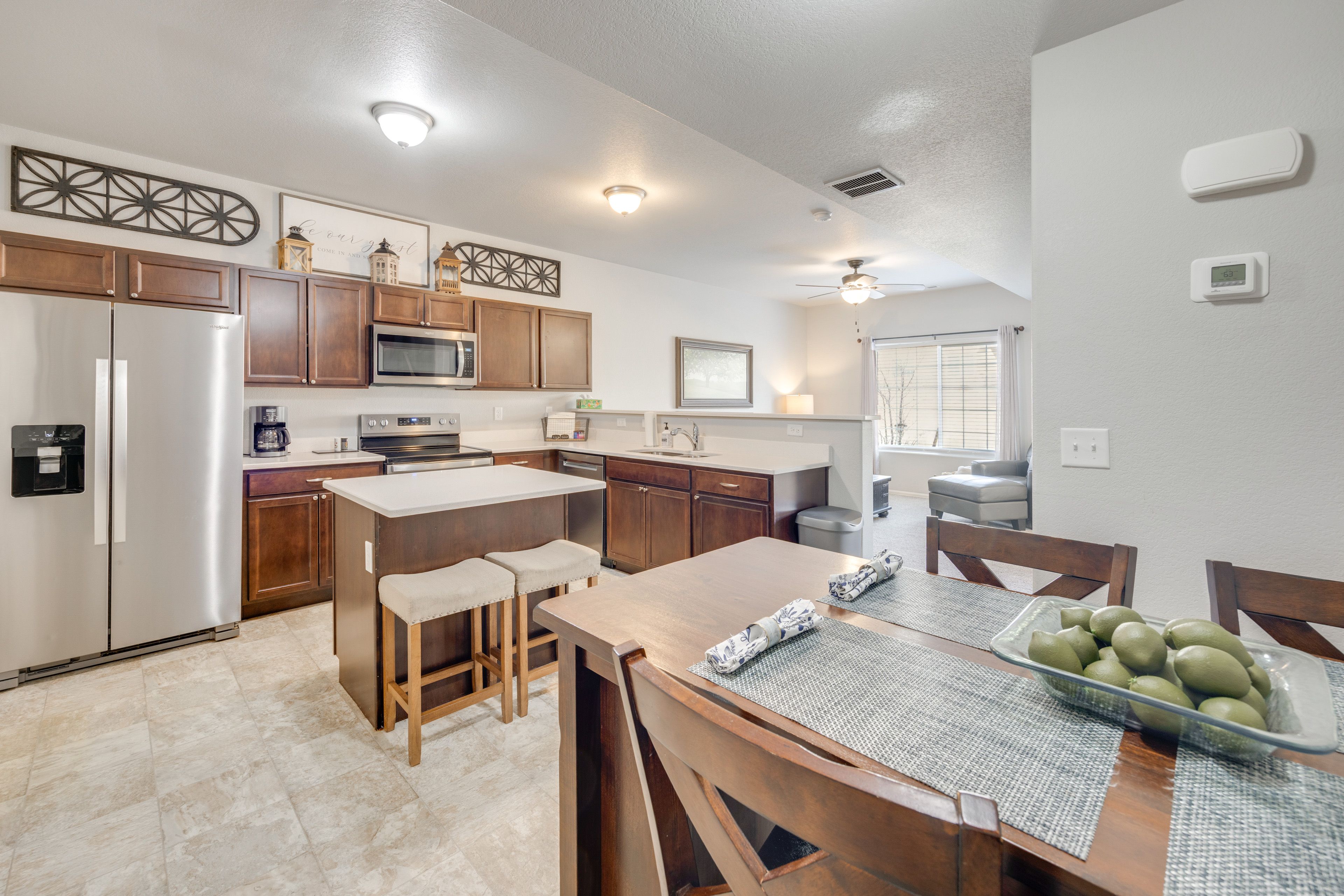 Kitchen | Blender | Toaster | Spices