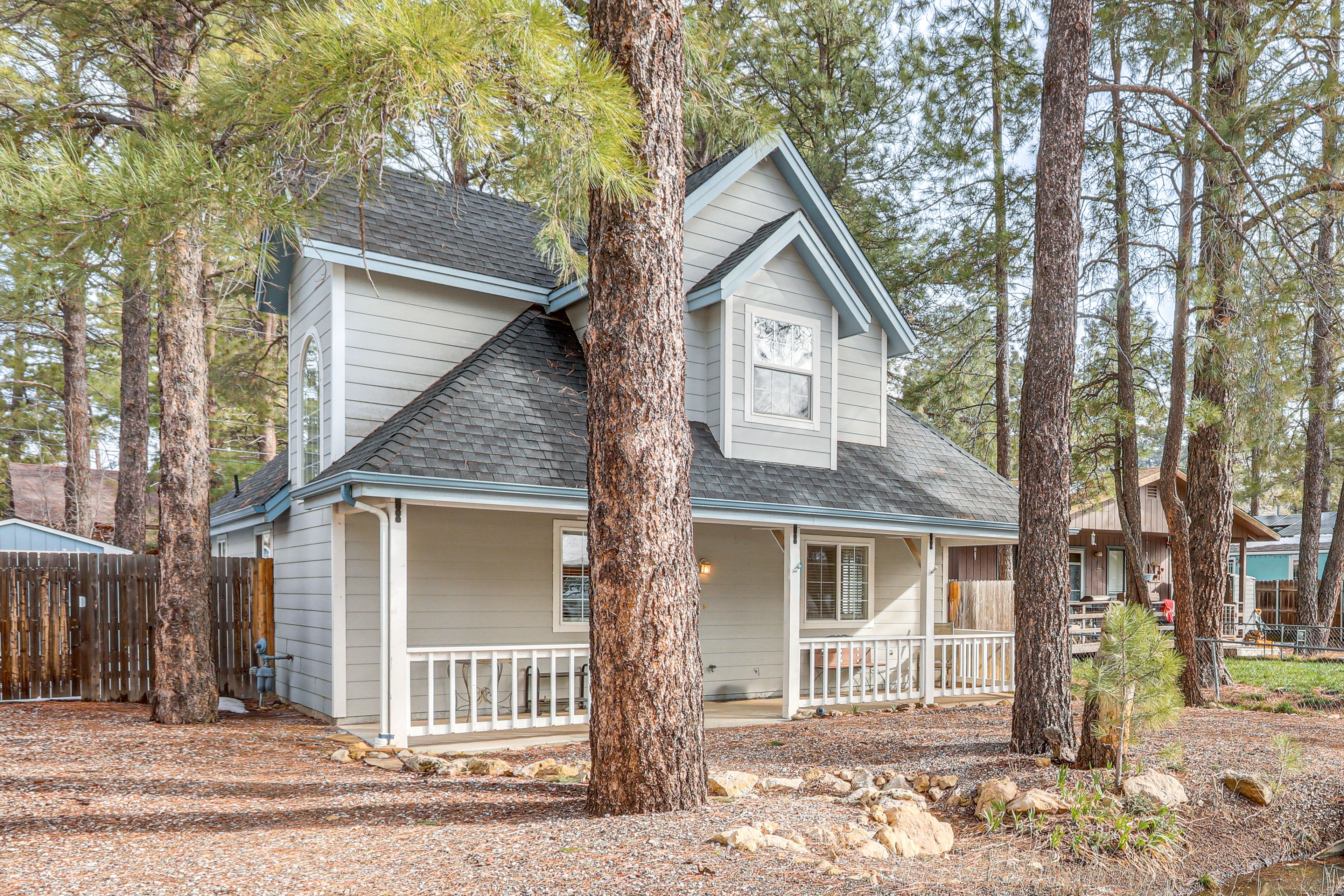 Driveway Parking | 2 Vehicles