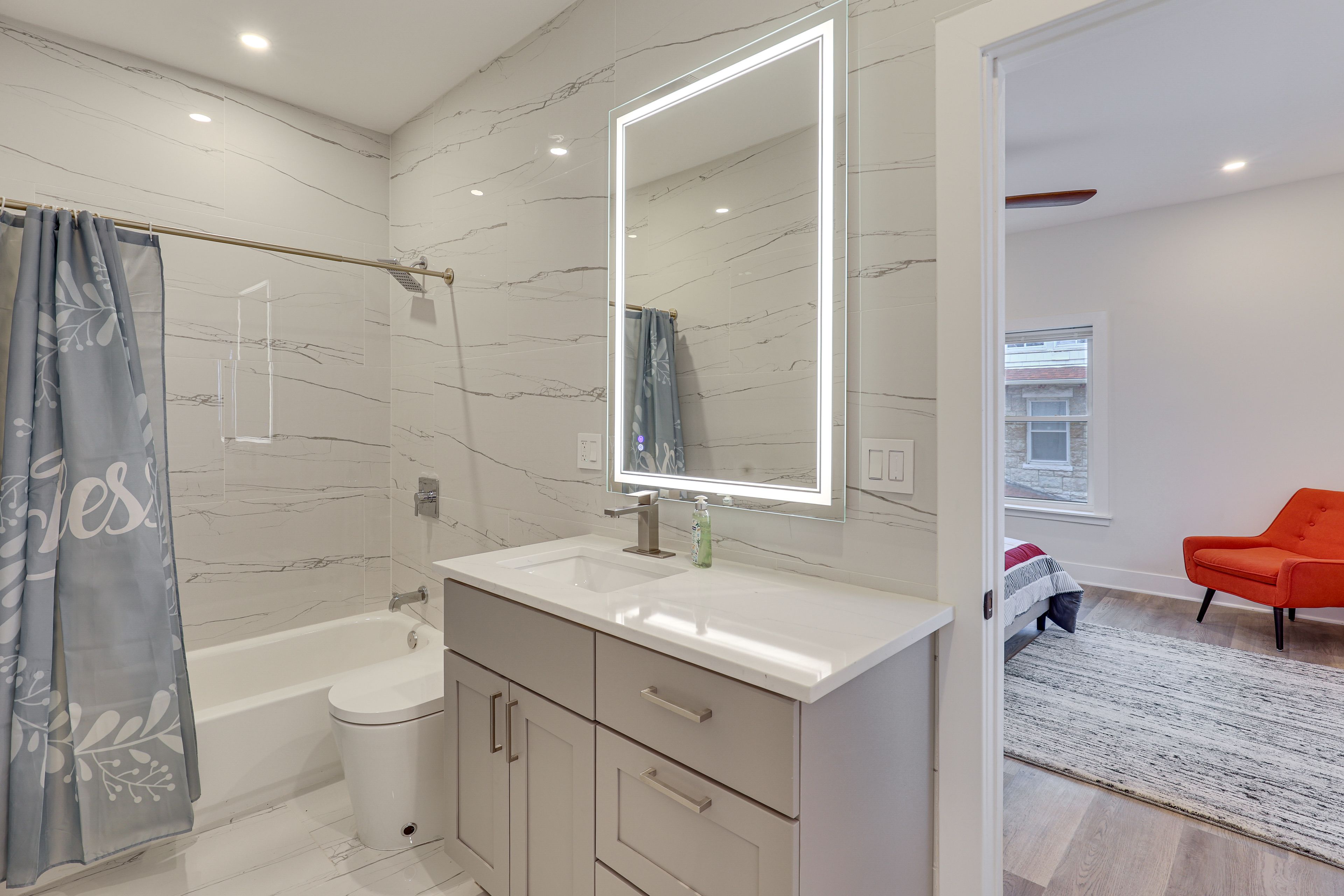 Jack-and-Jill Bath | 2nd Floor