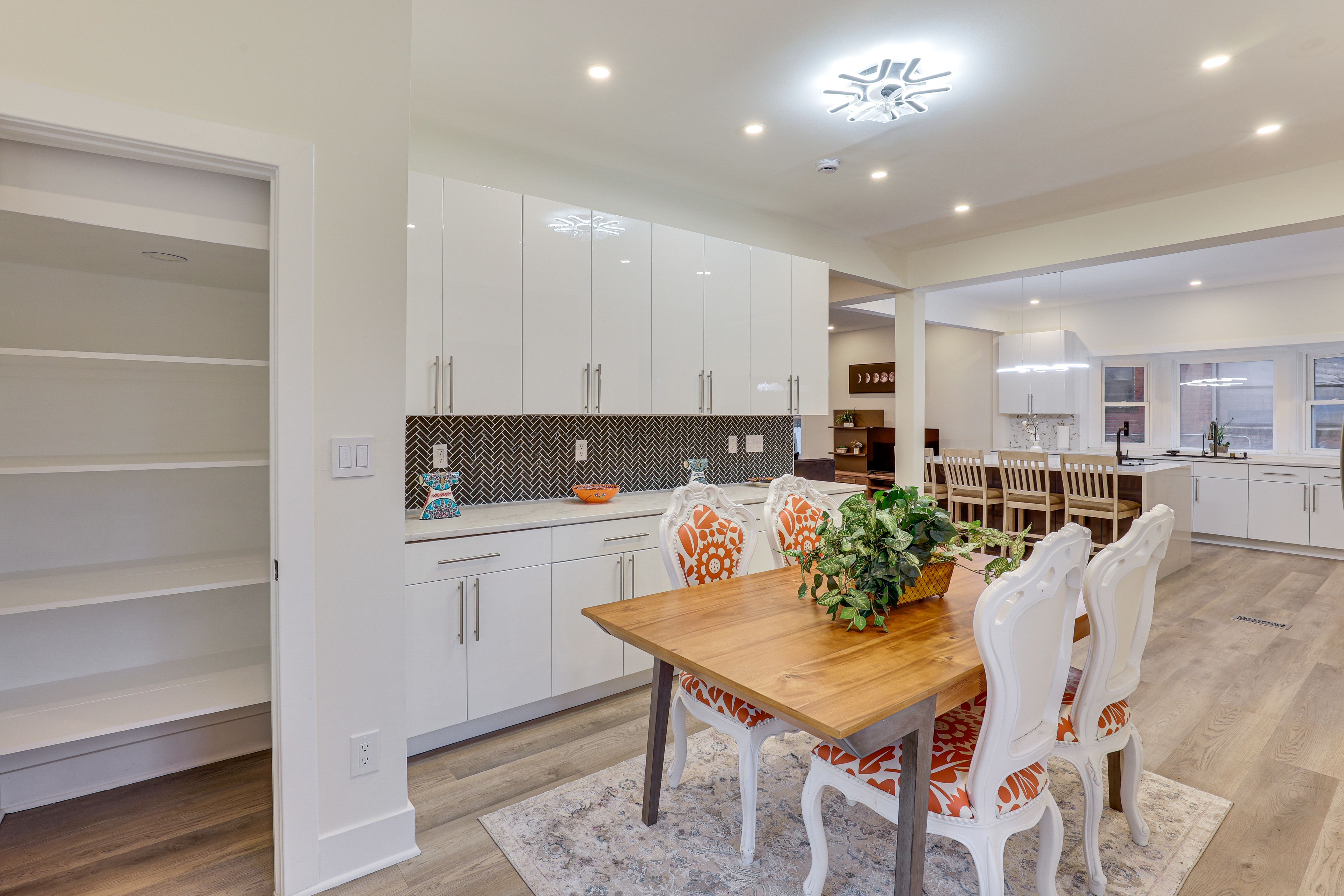 Dining Area | Dishware & Flatware Provided | 1st Floor