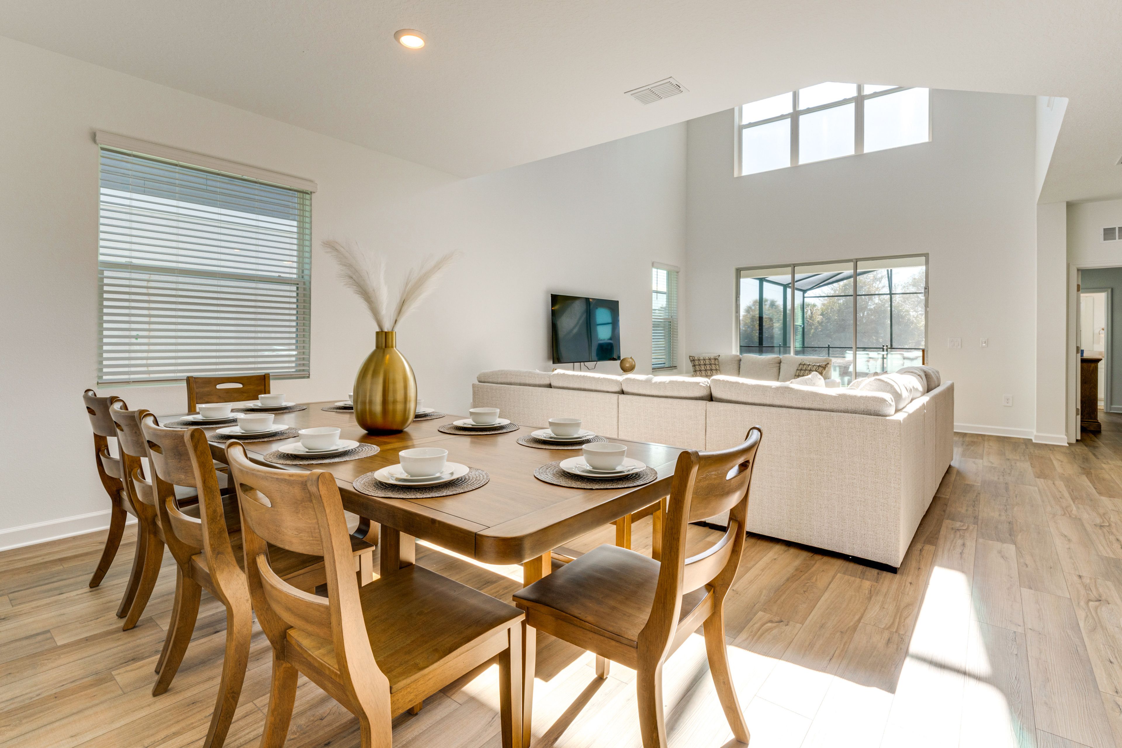 Dining Area | 1st Floor