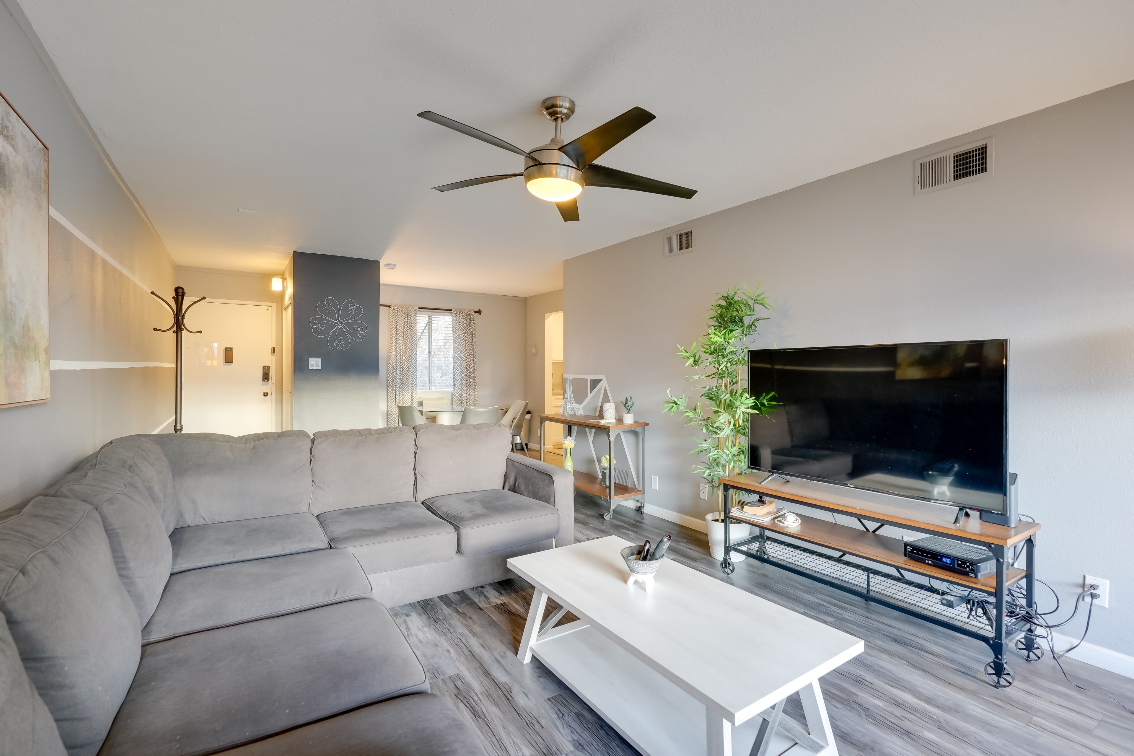 Scottsdale Vacation Rental | 1BR | 1BA | 752 Sq Ft | Steps to Enter