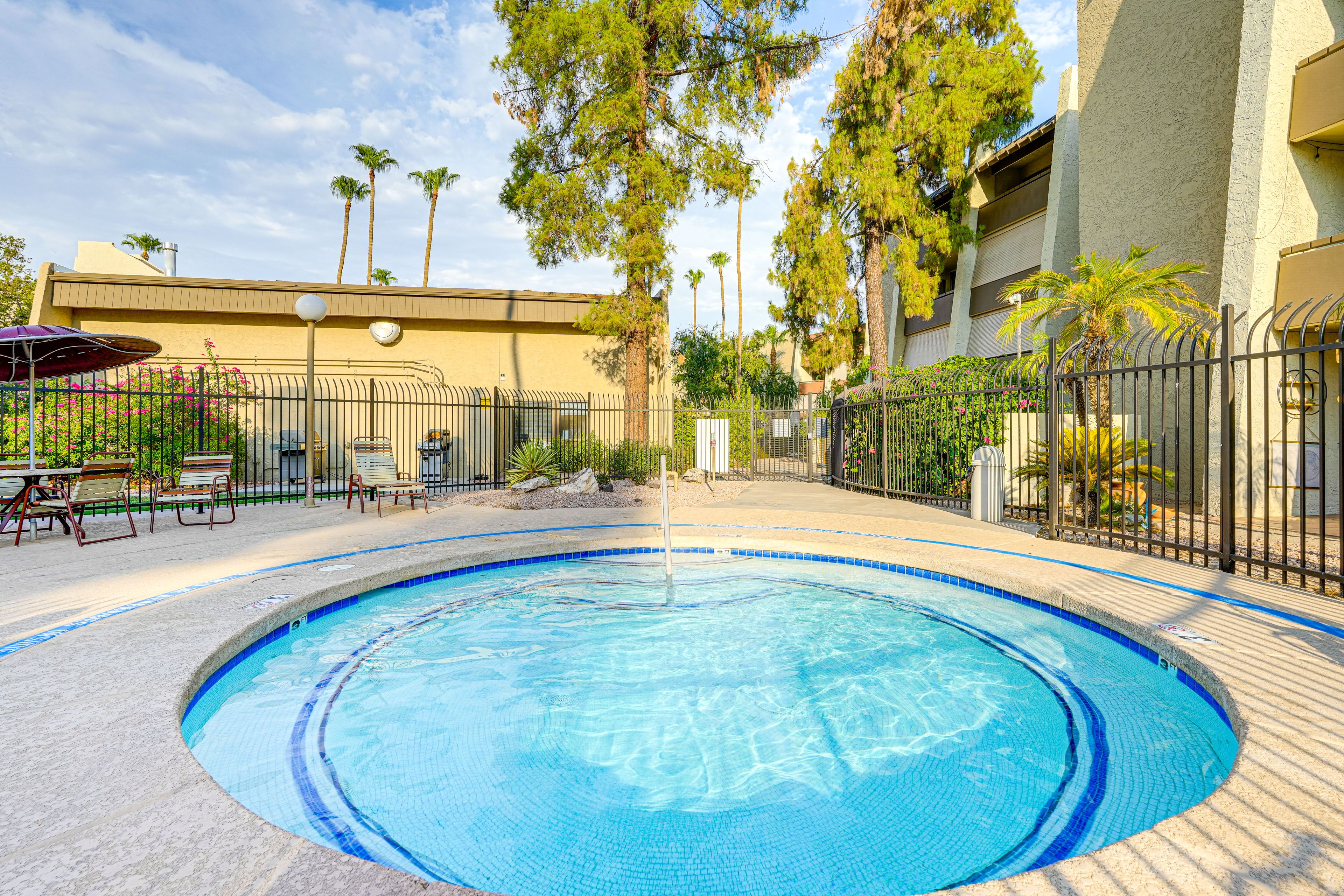 Maya Condos | Community Amenities