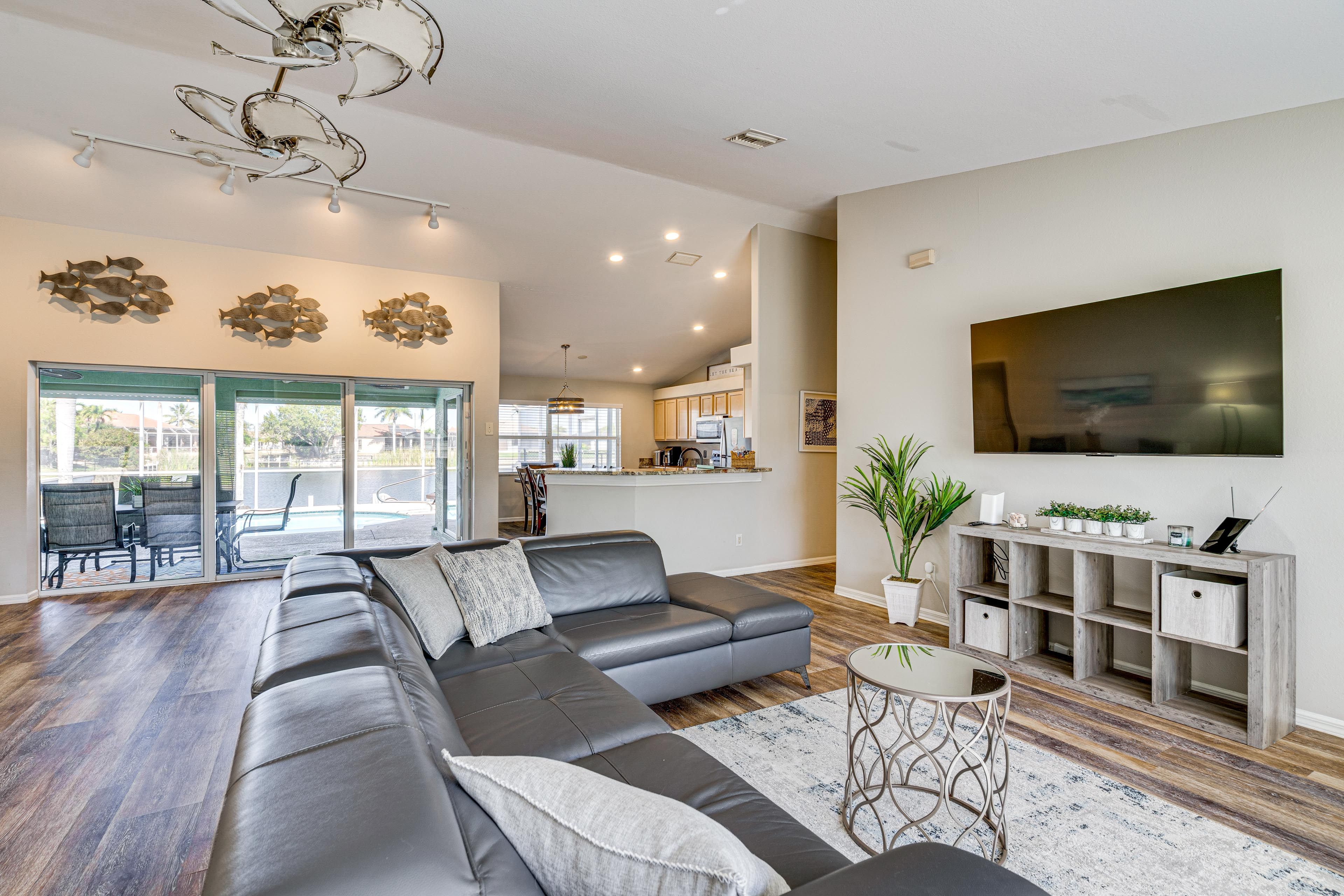 Interior | Open Floor Plan | Free WiFi | Single-Story Home