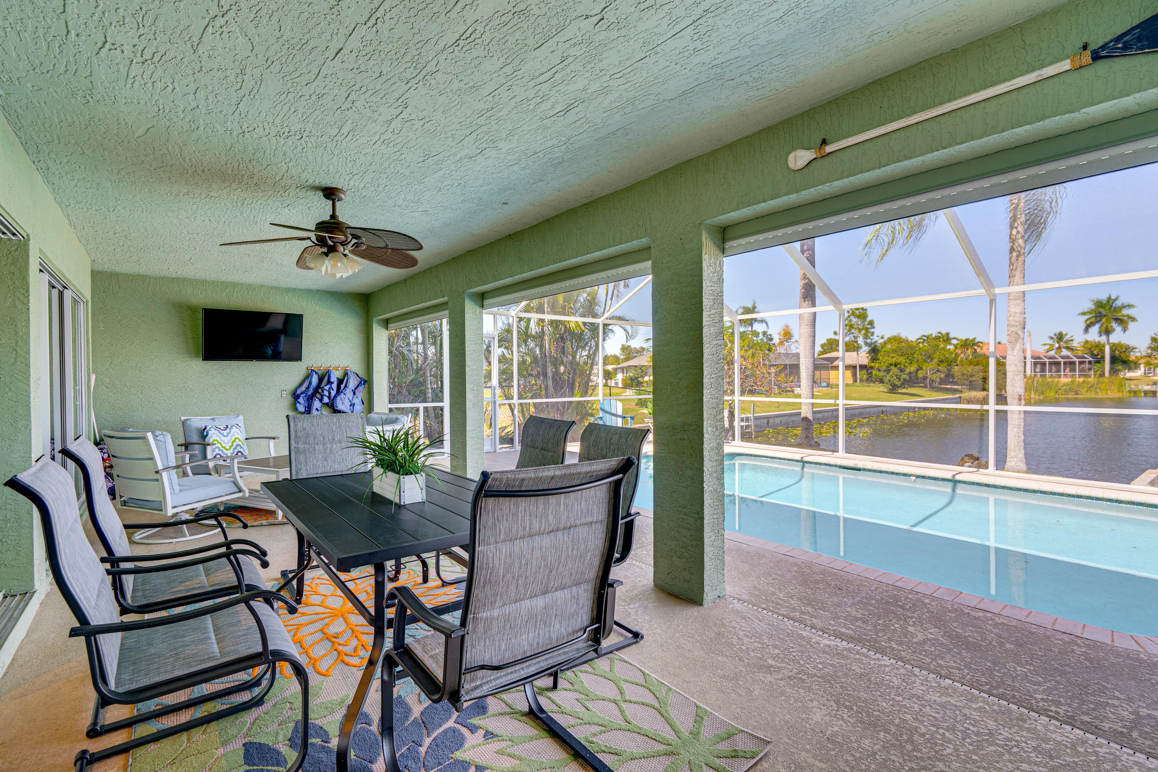 Lanai | Outdoor Dining | Gas Grill