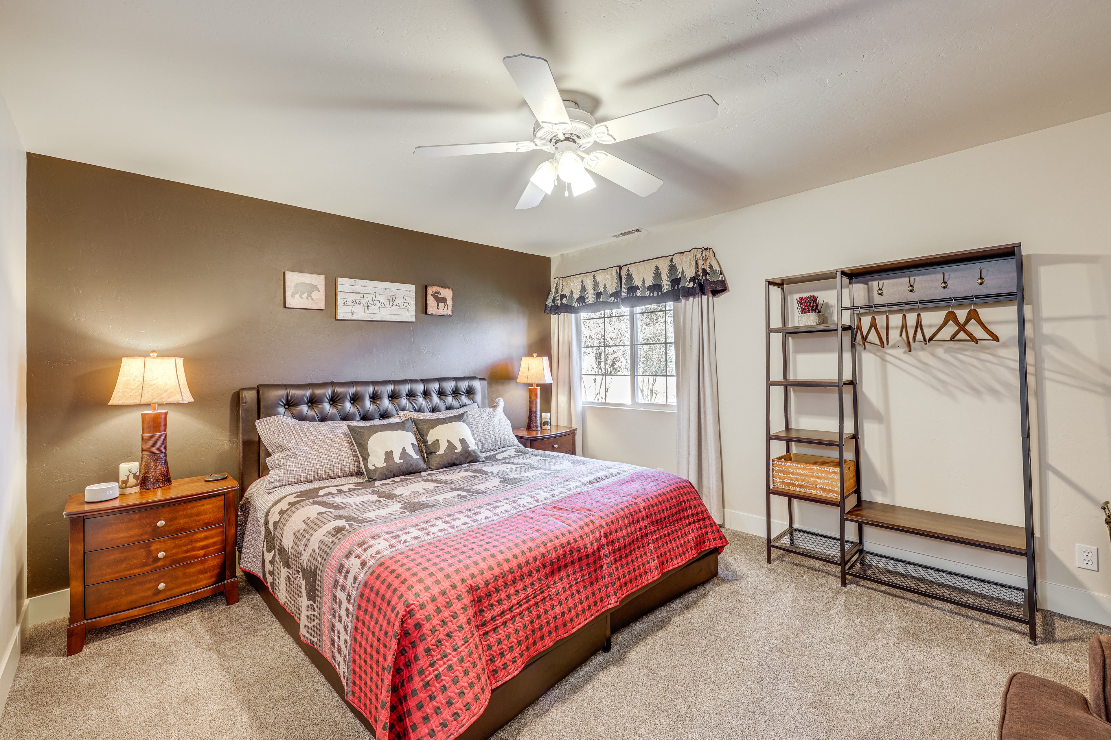 Bedroom 1 | King Bed | 1st Floor