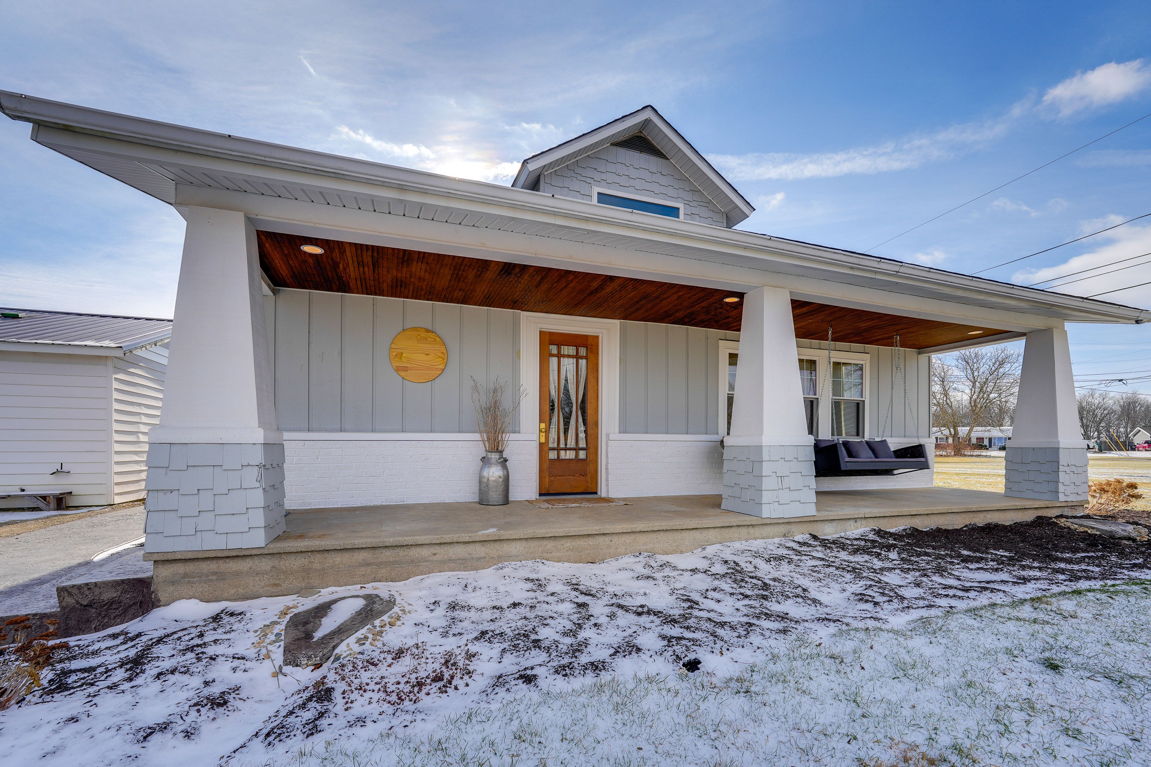 Exterior | Covered Porch | Blackstone Grill