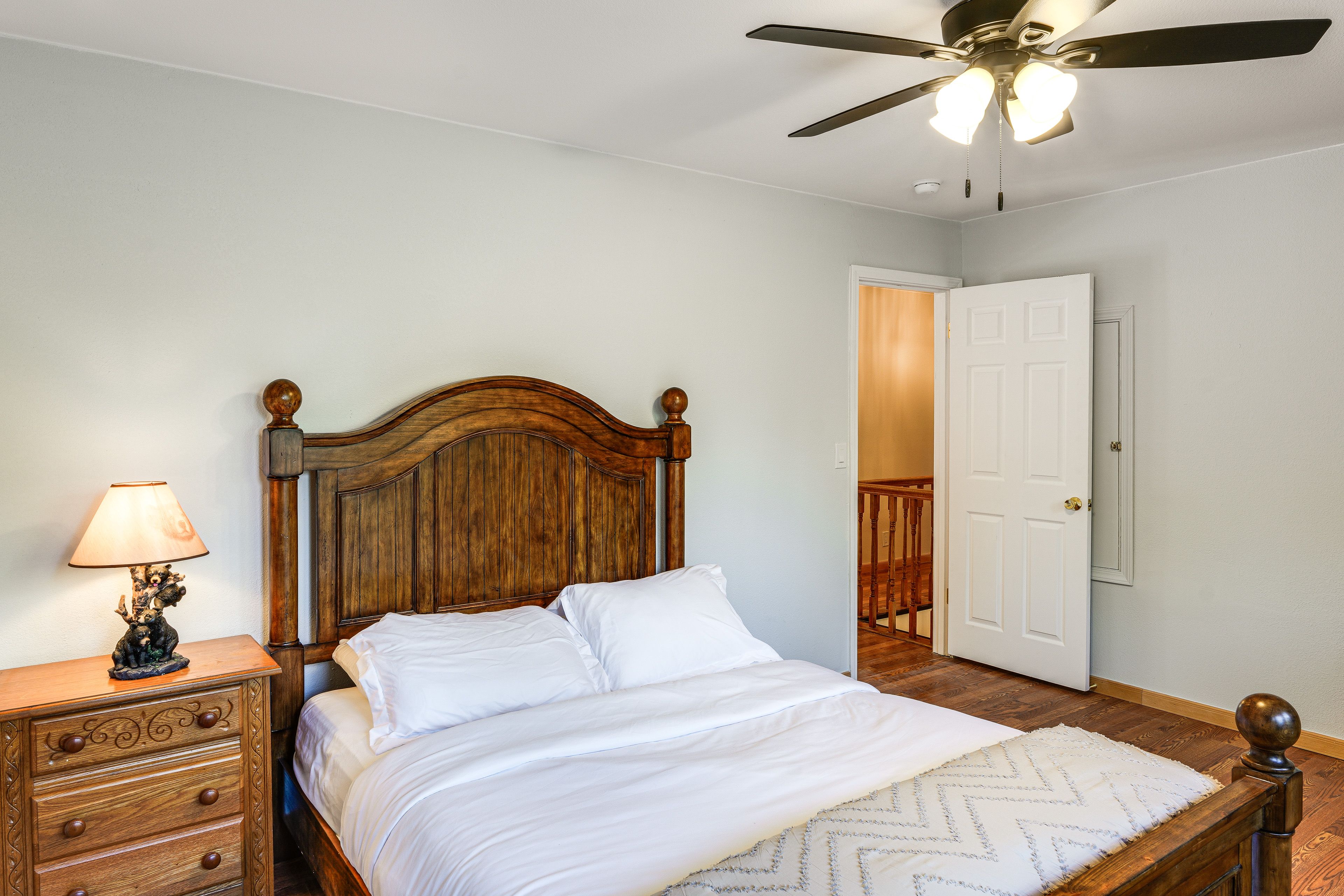 Bedroom 4 | Queen Bed | 2nd Floor