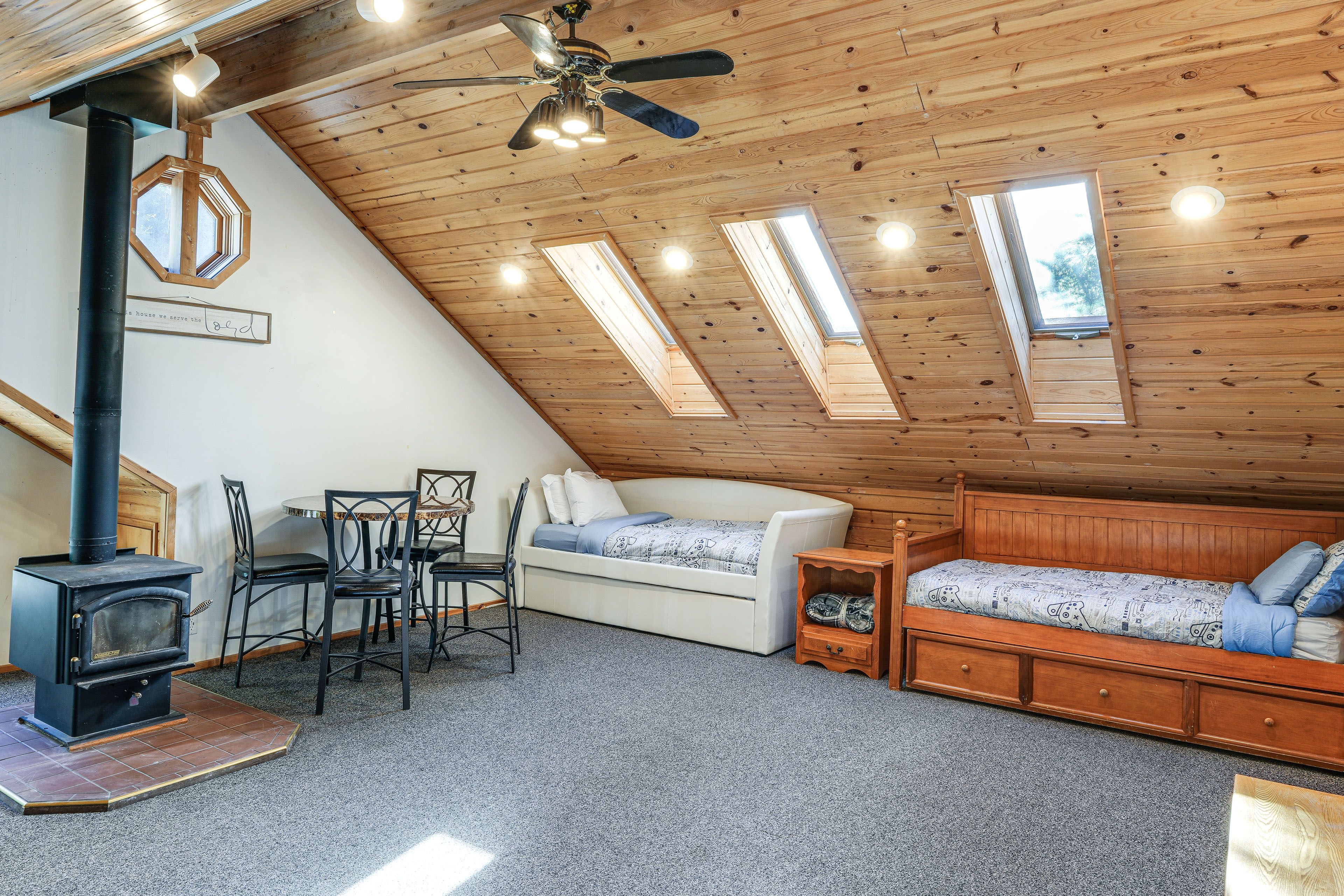 Bedroom 5 | 2 Twin Daybeds w/ Twin Trundles | Sleeper Sofa | 2nd Floor