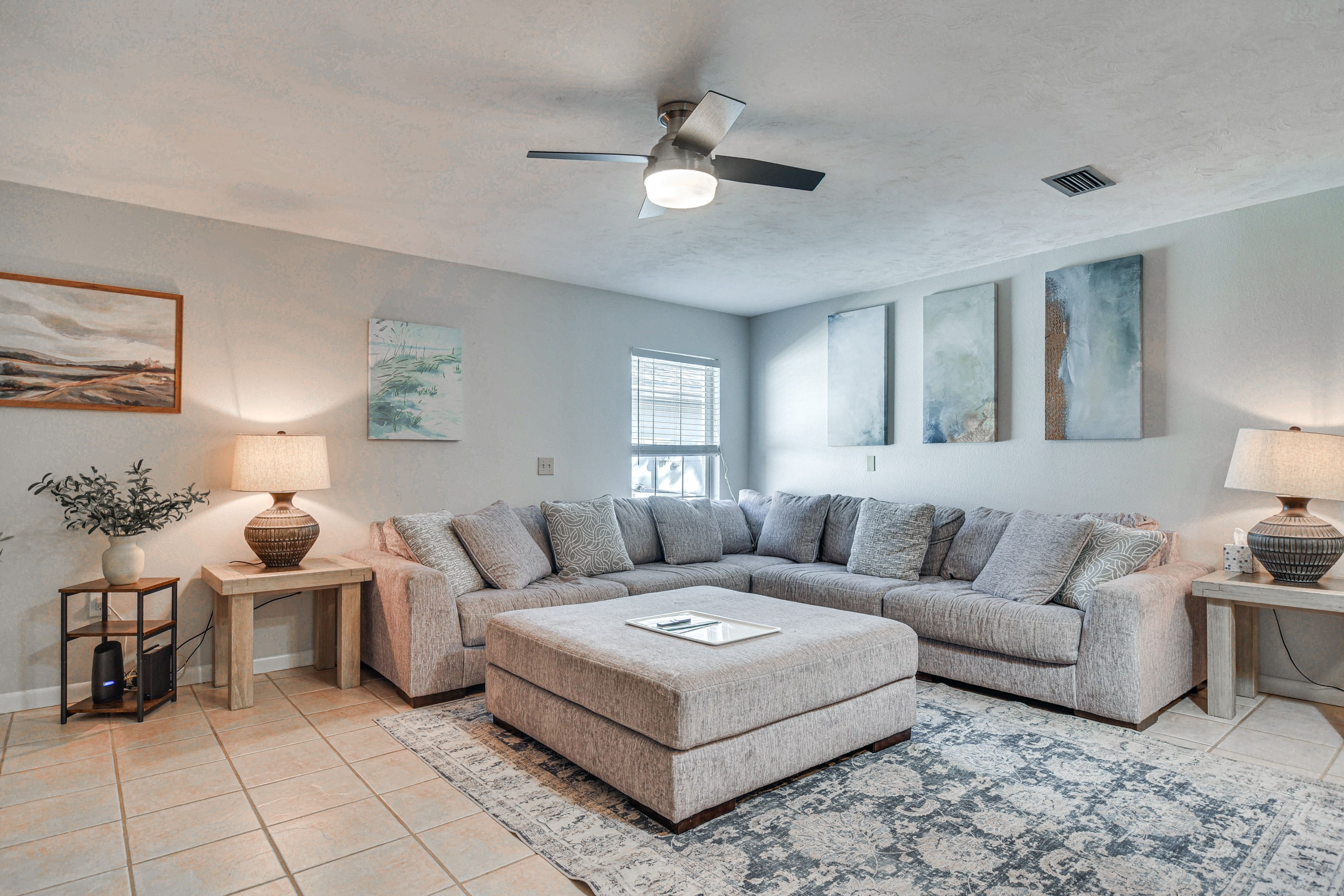 Living Room | Central Heating & Air Conditioning