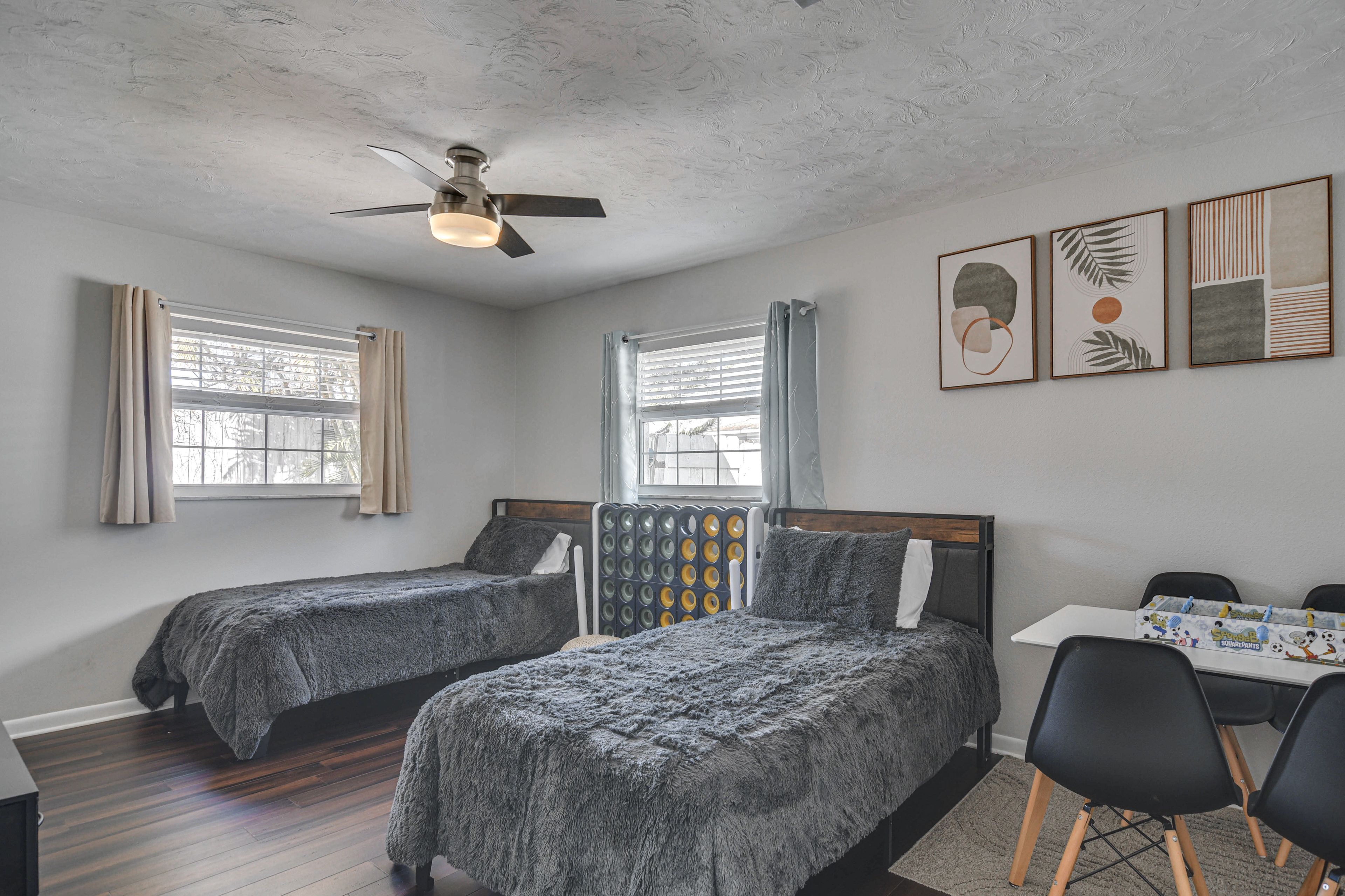 Bedroom 3 | 2 Full Beds