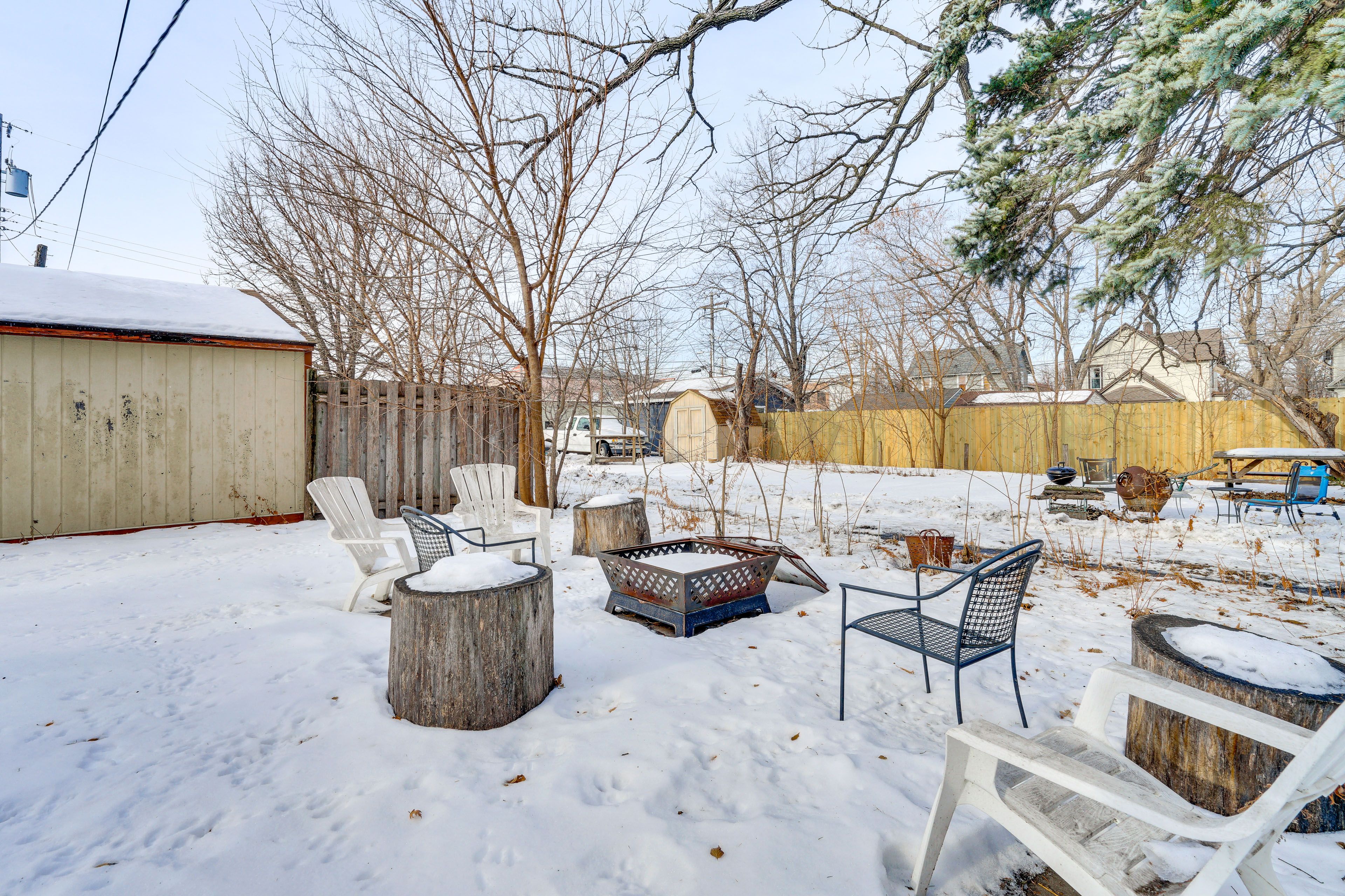 Private Patio | Fire Pit | Outdoor Seating
