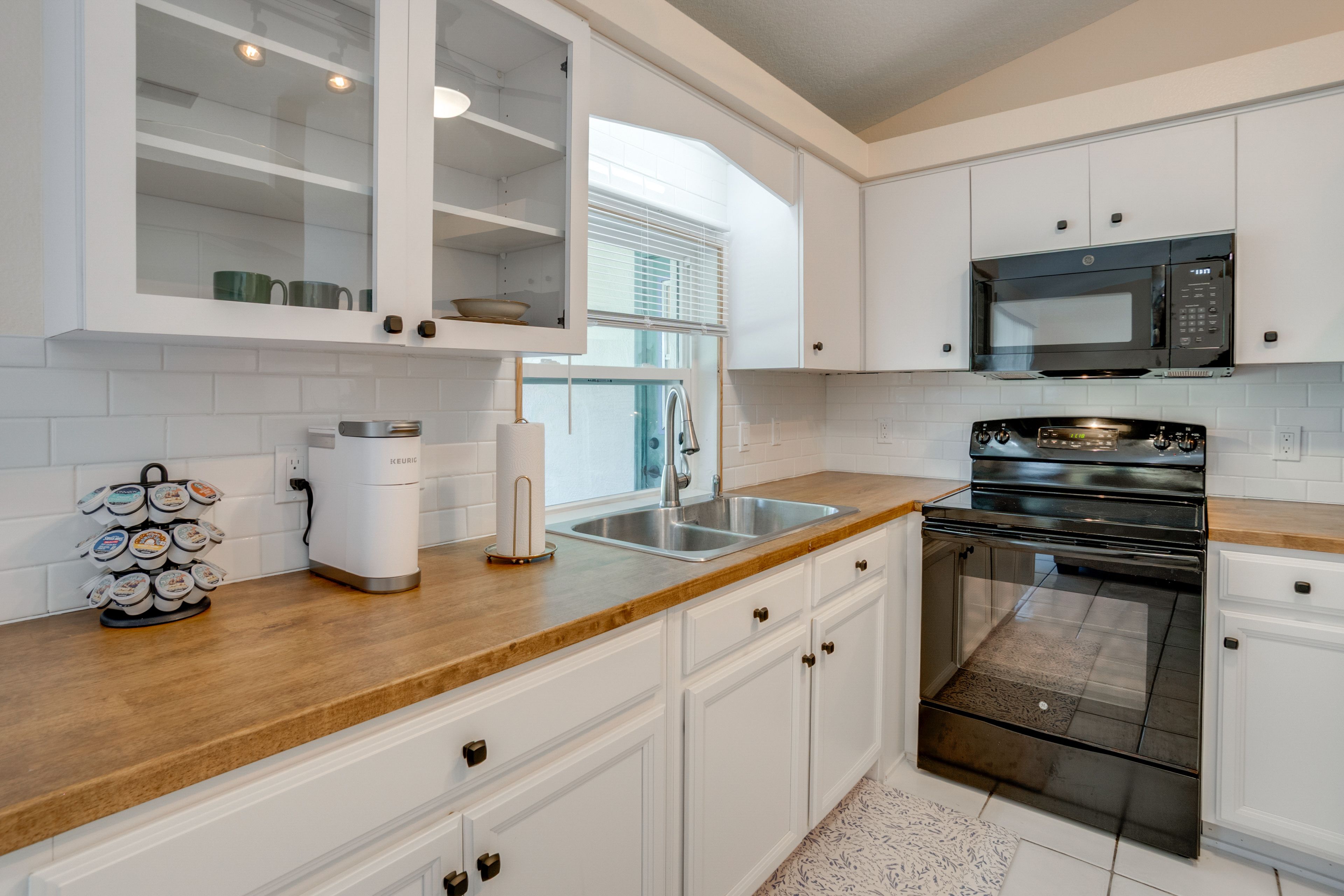 Kitchen | Keurig Coffee Maker