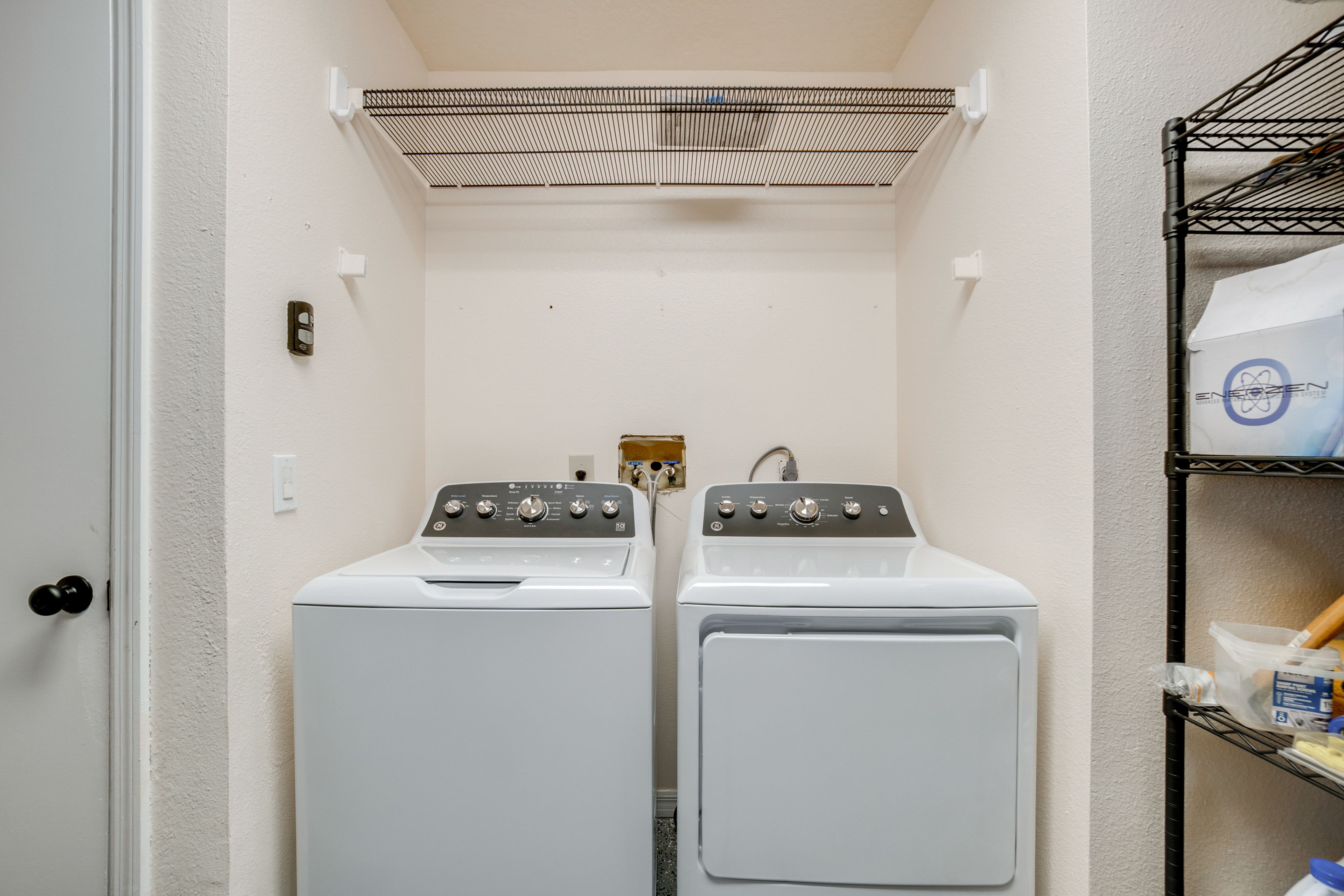 Laundry Area | Washer & Dryer