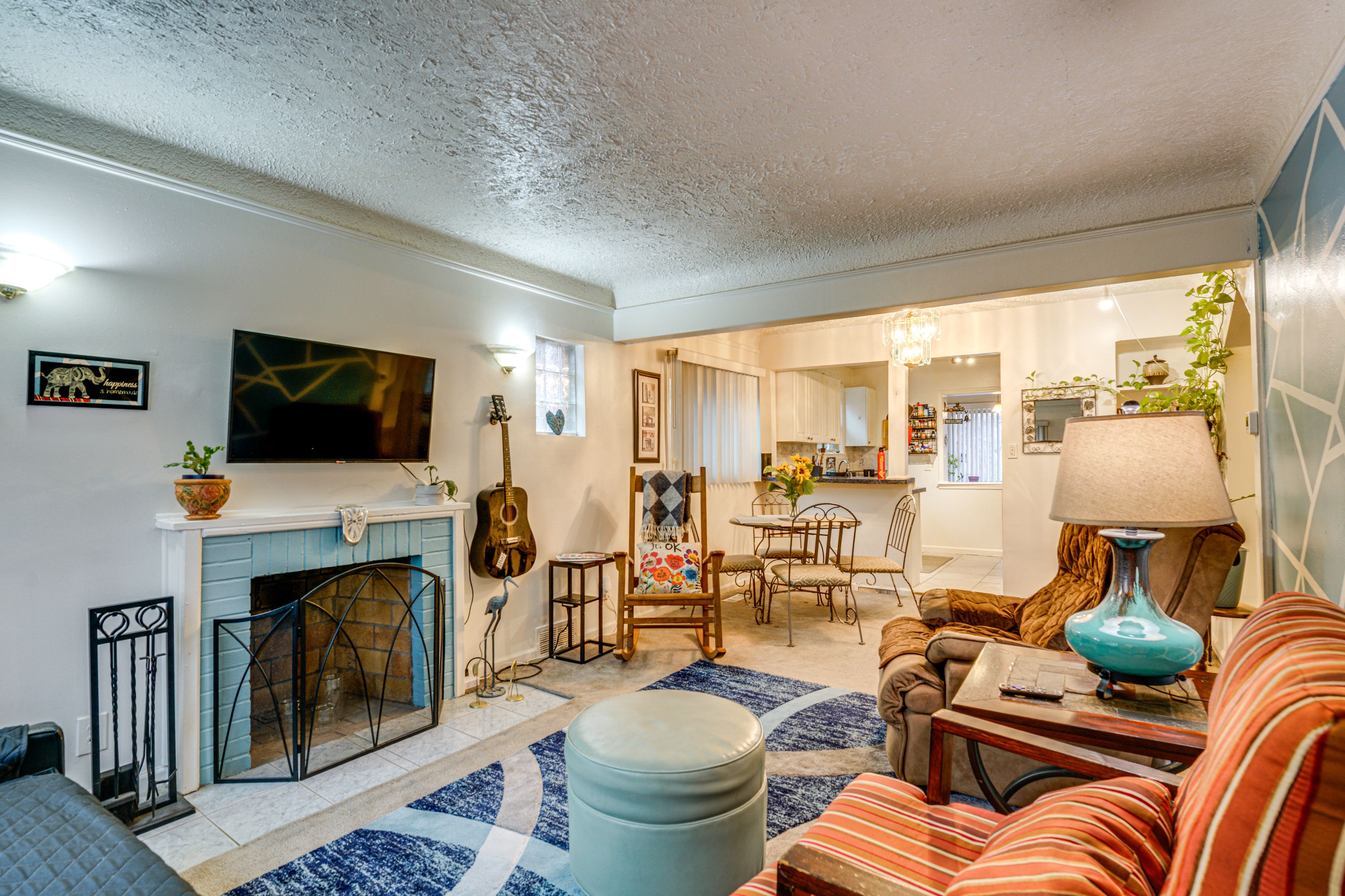 Detroit Vacation Rental | 2BR | 1BA | 1,000 Sq Ft | 3 Exterior Steps to Enter