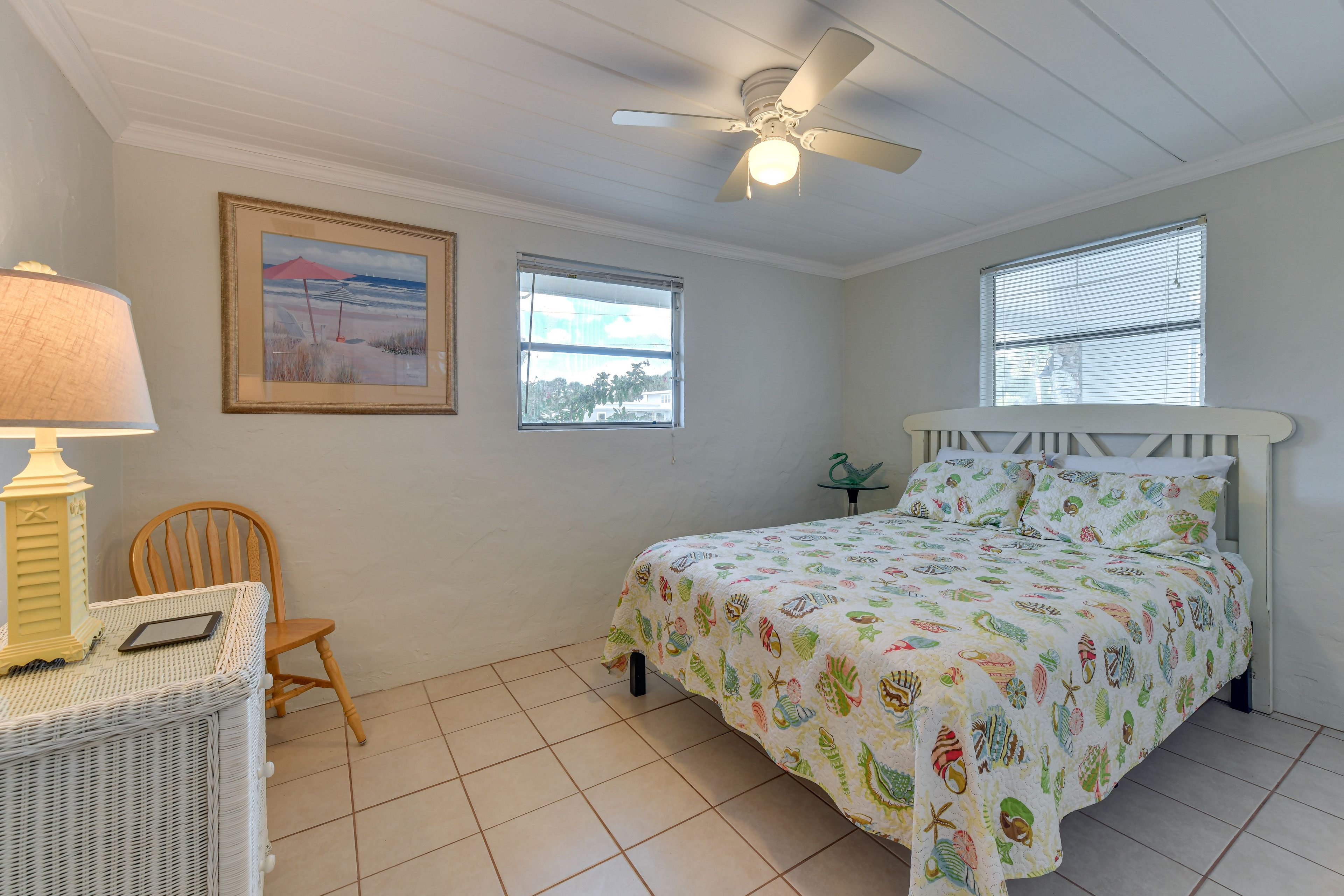 Bedroom 3 | Queen Bed