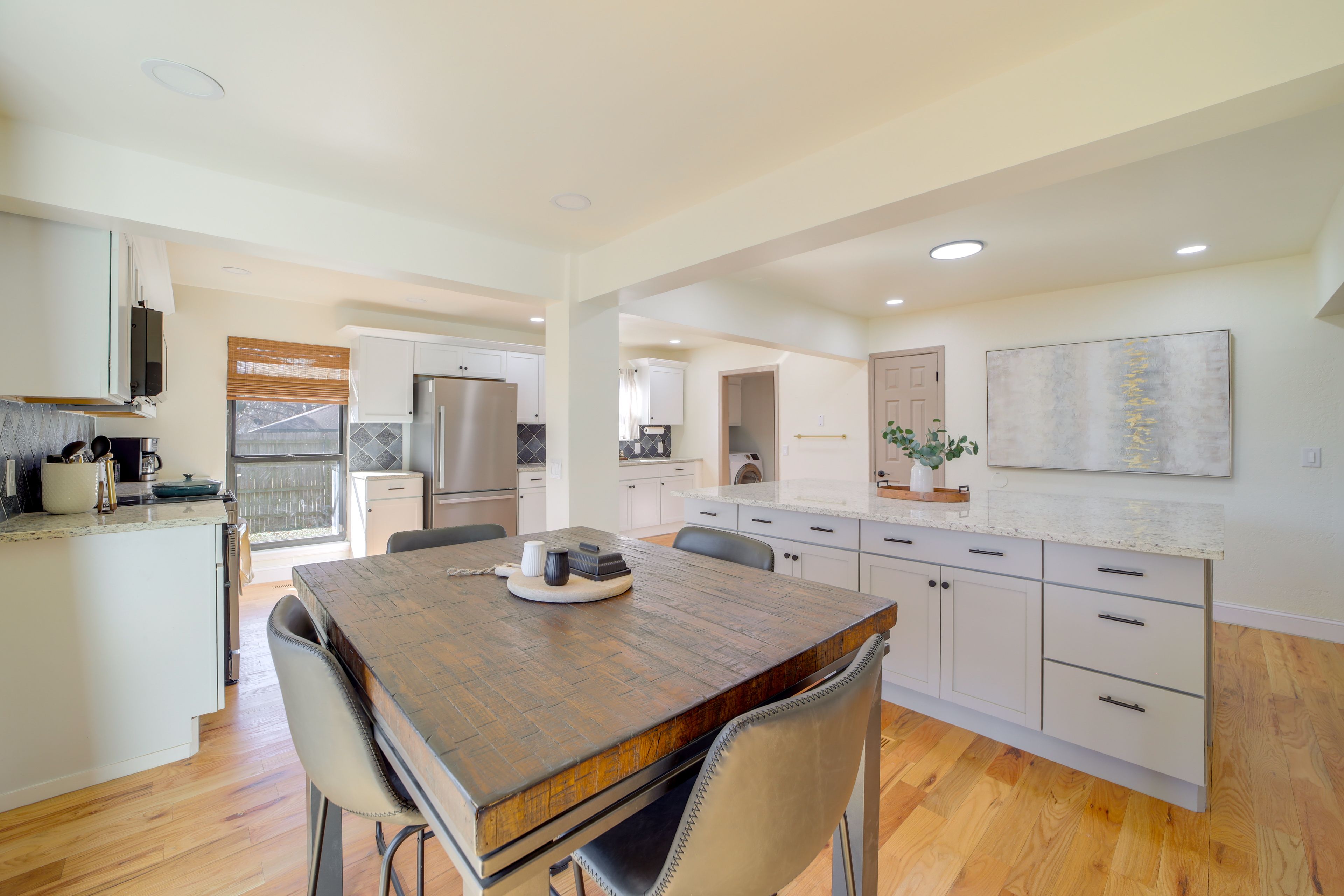 Dining Area | 1st Floor