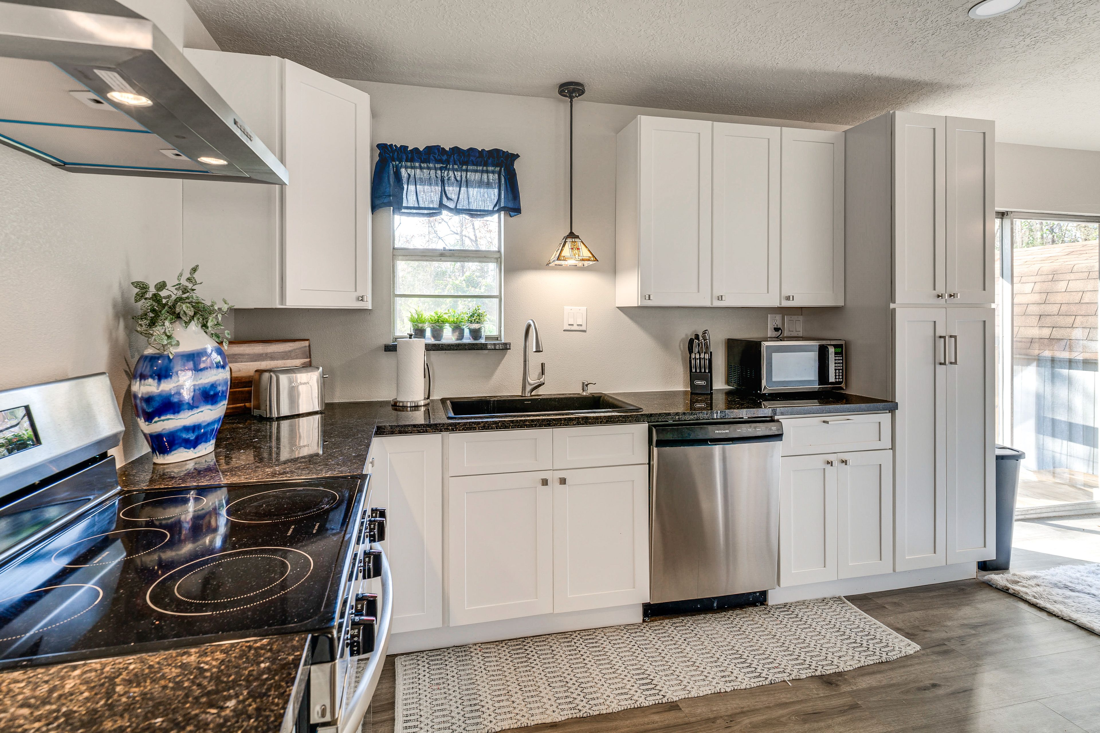 Kitchen | Single-Serve Coffee Maker | Cooking Basics