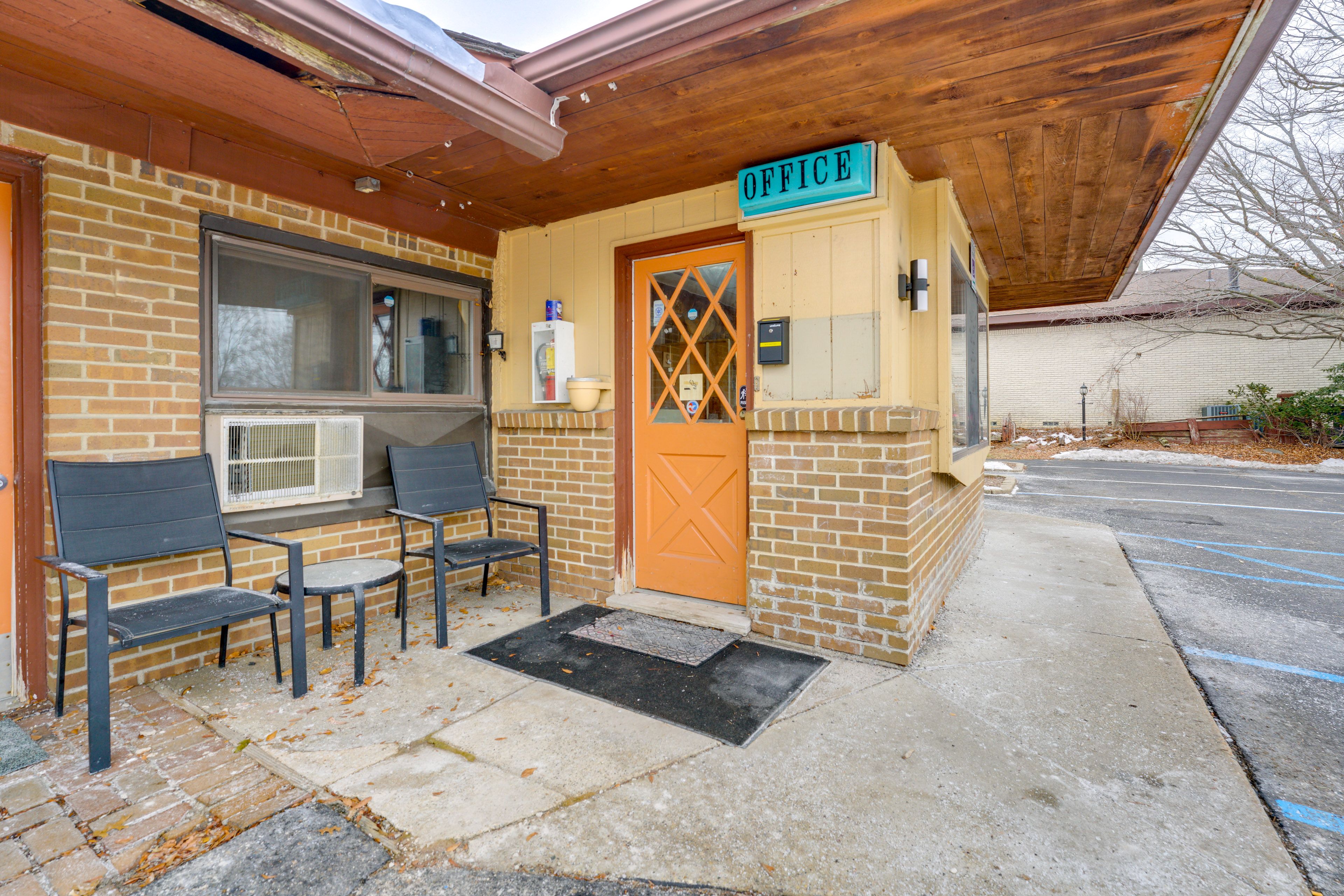 The Olde Mill of Clarkston North | Office