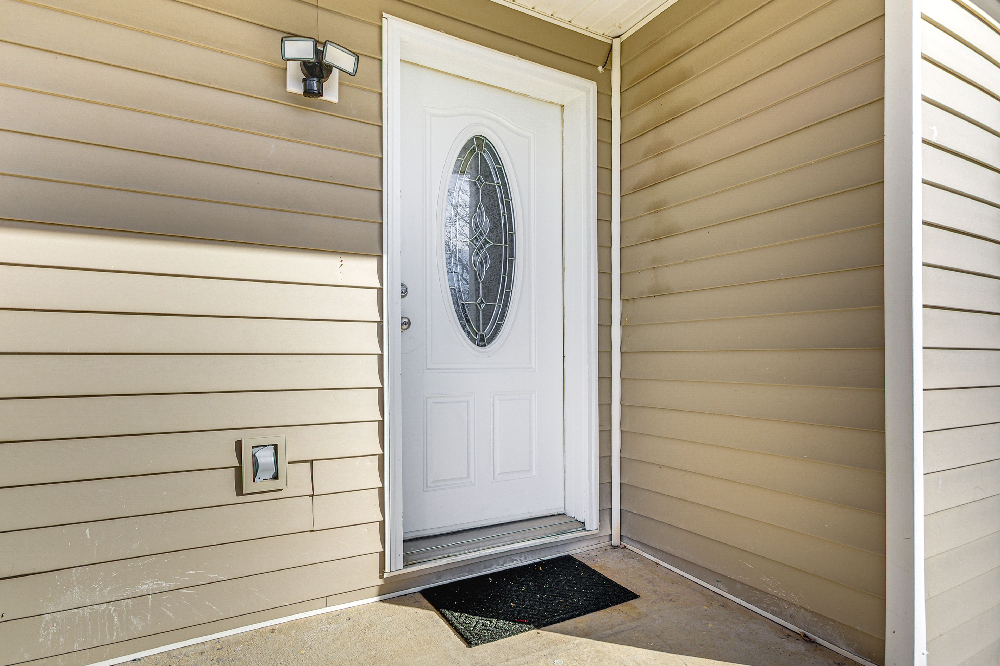 Home Exterior | Entry