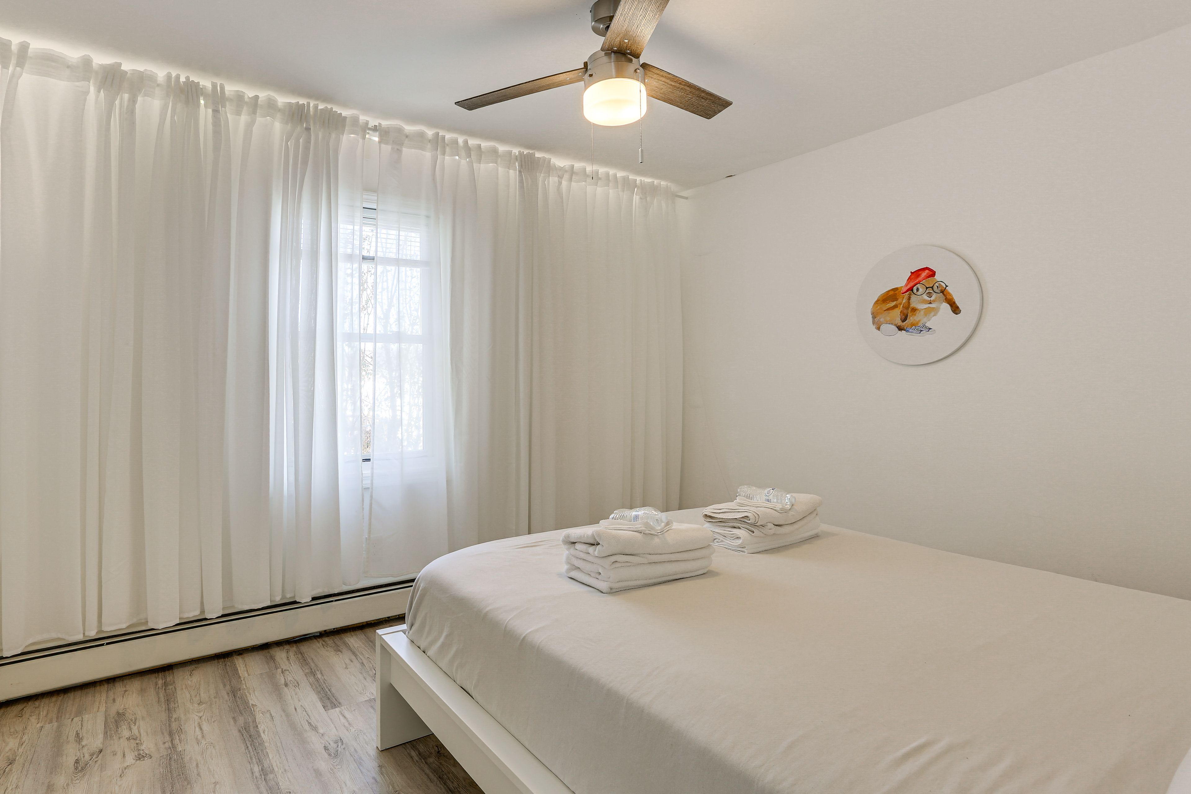 Bedroom 1 | 1st Floor | Queen Bed