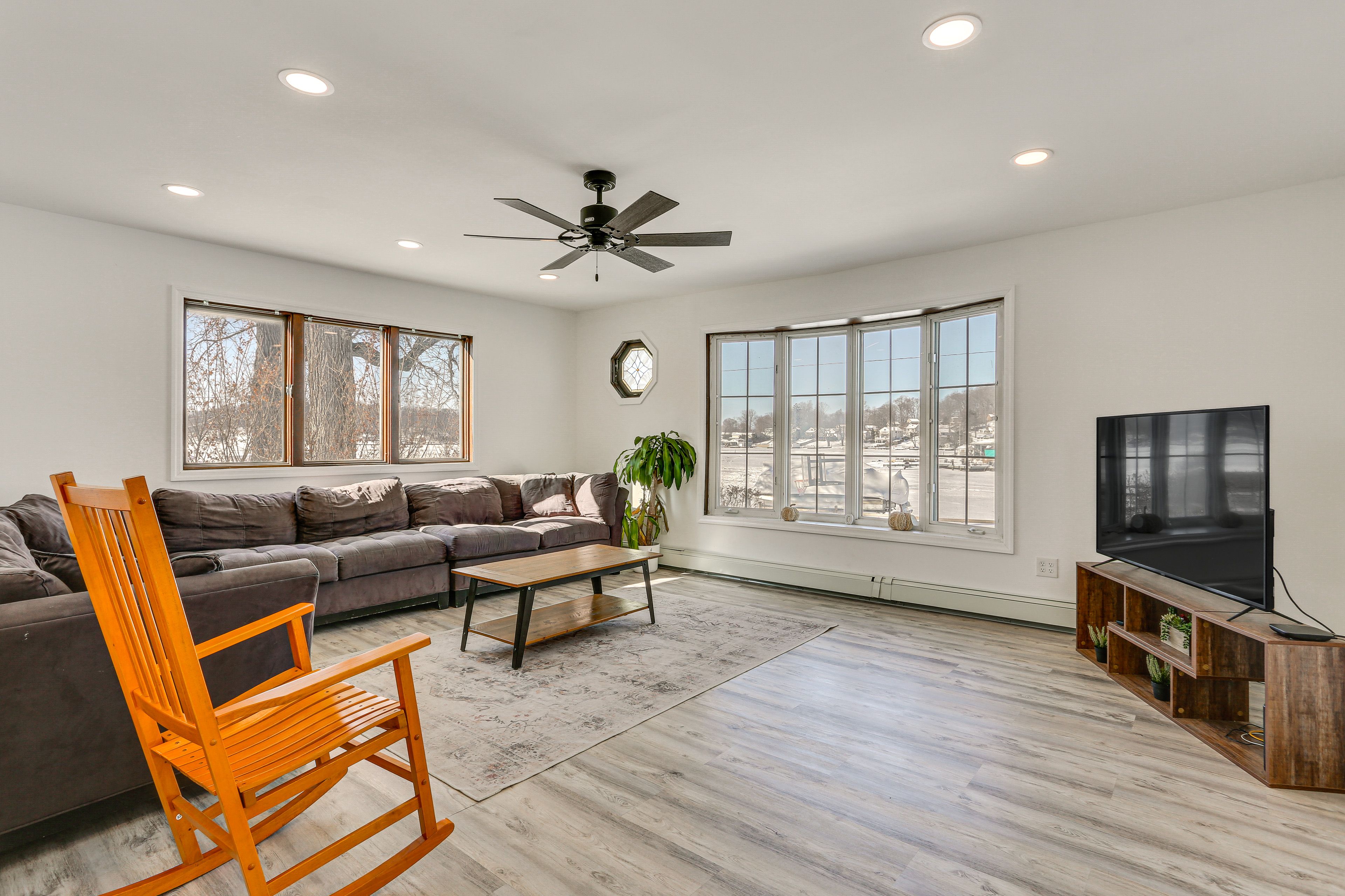 Lake Hopatcong Vacation Rental | 4BR | 3BA | 2,600 Sq Ft