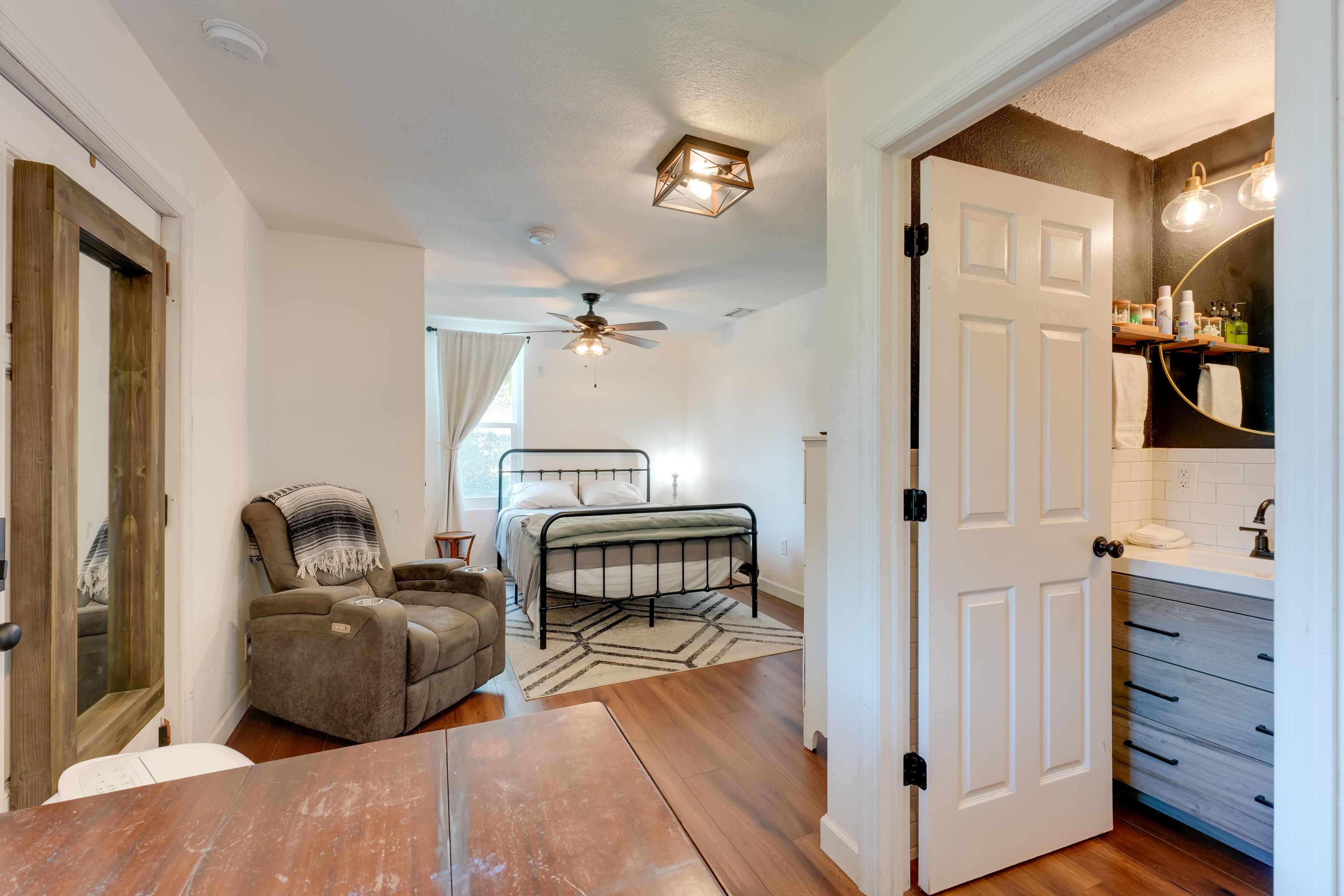 Studio Interior | Single-Story Unit | Free WiFi